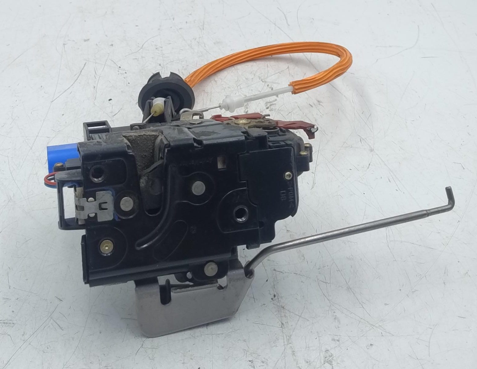 Serratura porta ant. dx.