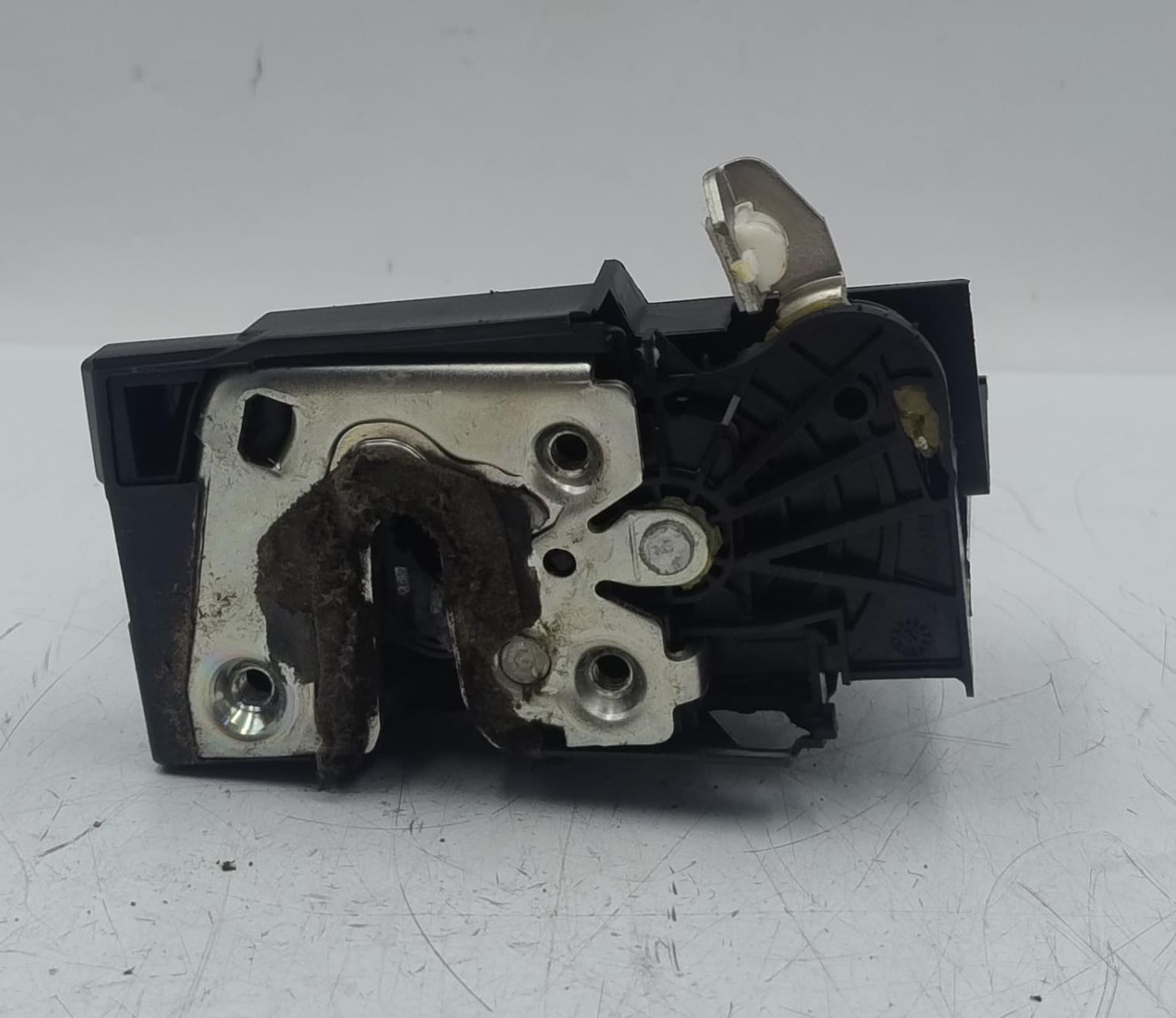 Serratura porta post. dx.