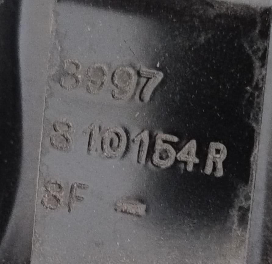 Calandra anteriore con radiatori e ventola