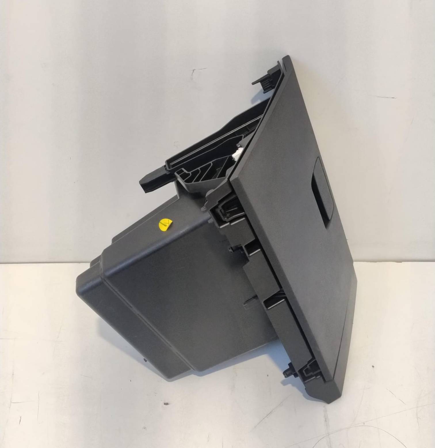 Cassetto vano portaoggetti