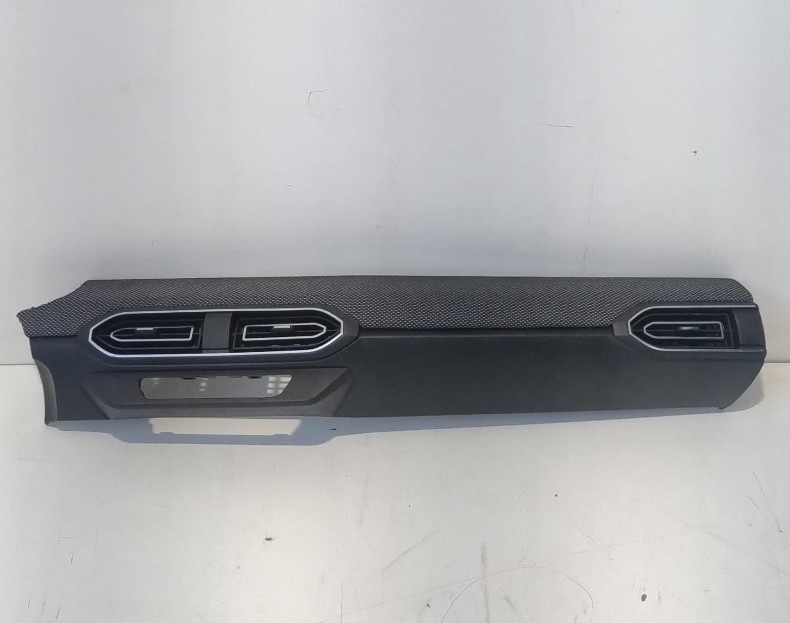 Bocchetta aria ant. console centr.