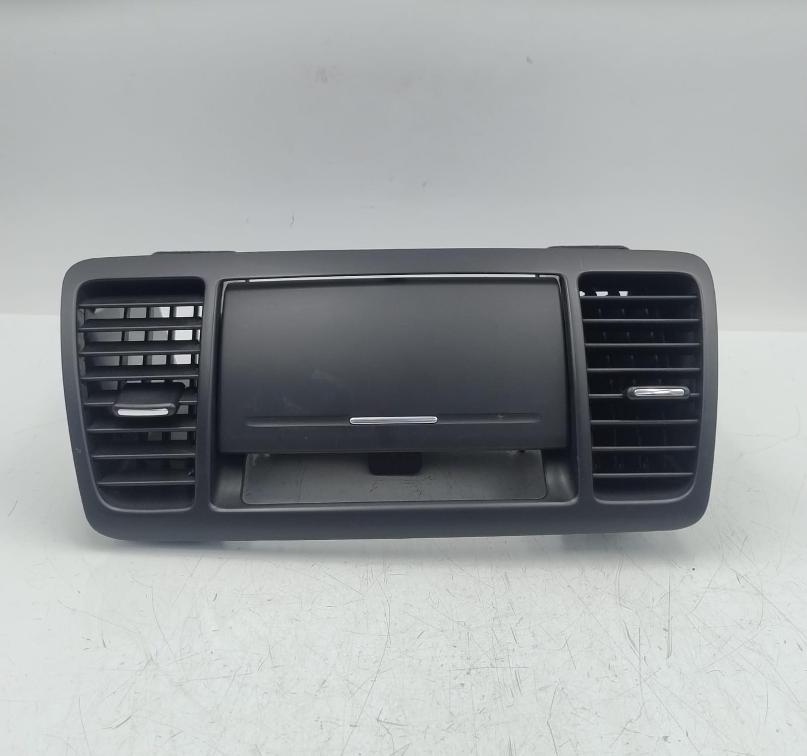 Bocchetta aria ant. console centr.