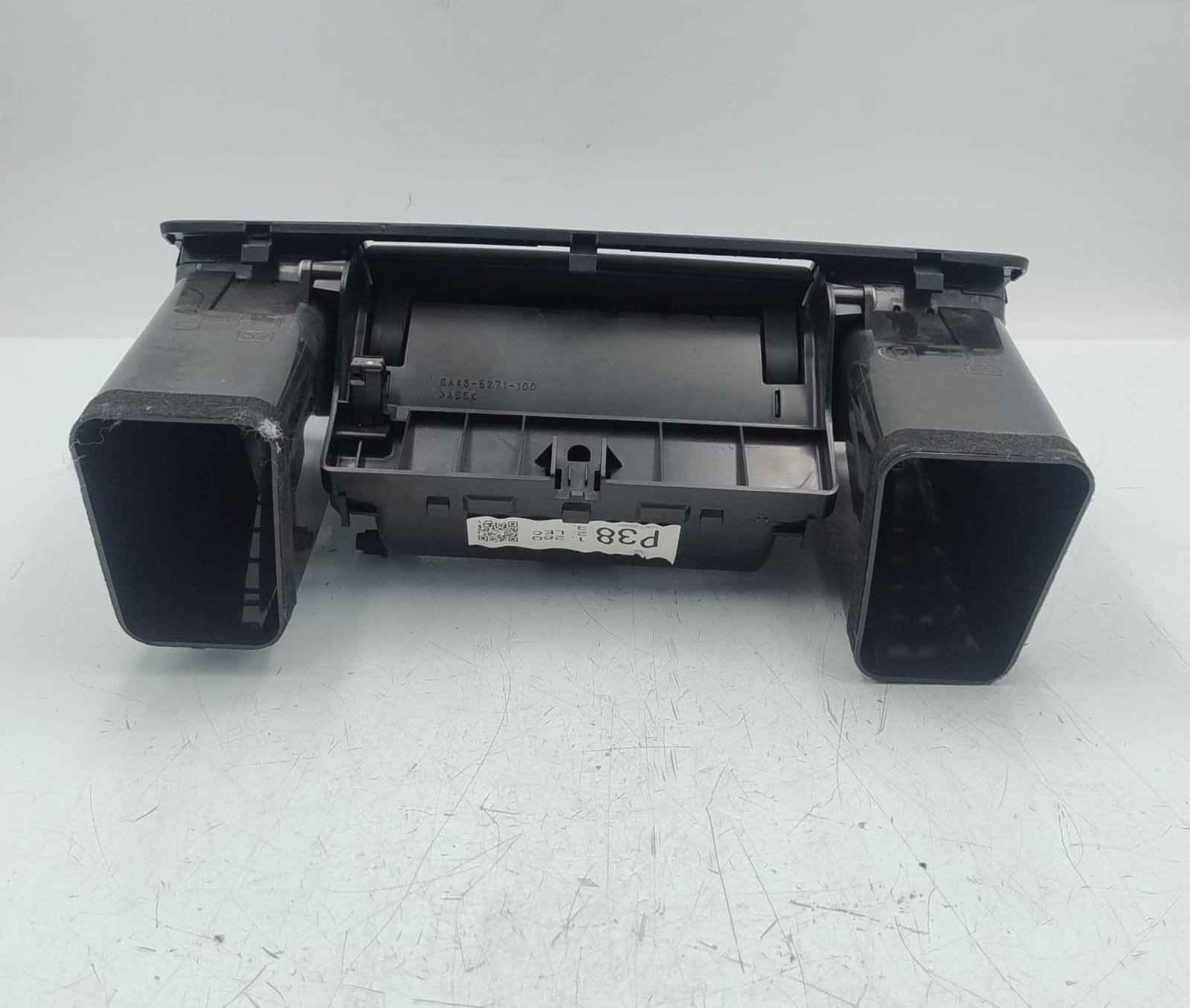 Bocchetta aria ant. console centr.