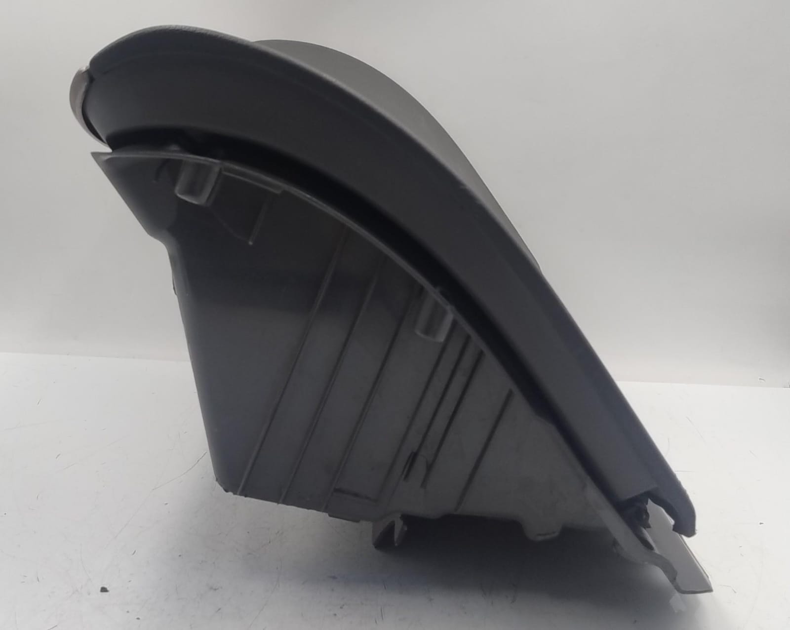 Cassetto vano portaoggetti