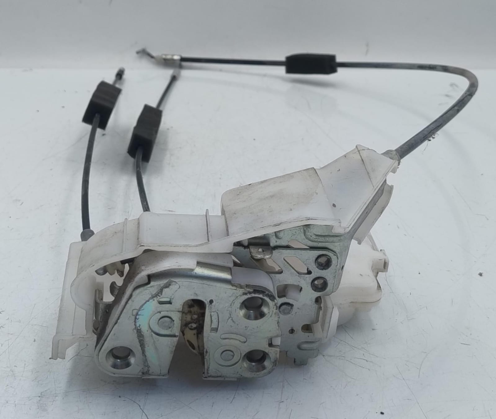 Serratura porta post. dx.