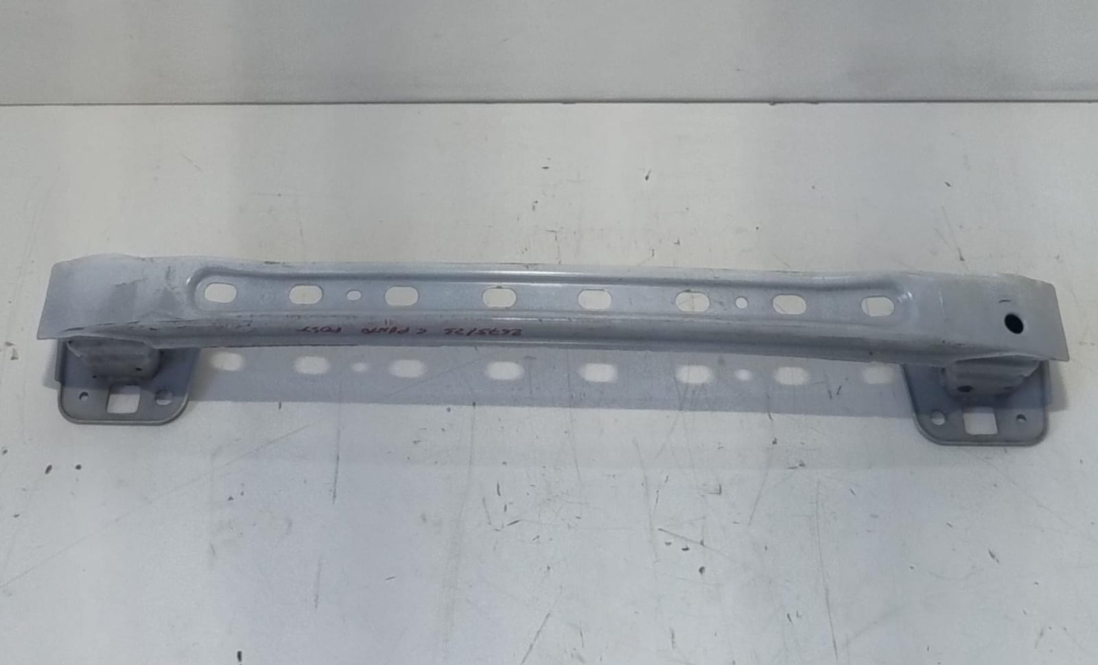 Traversa paraurti post.