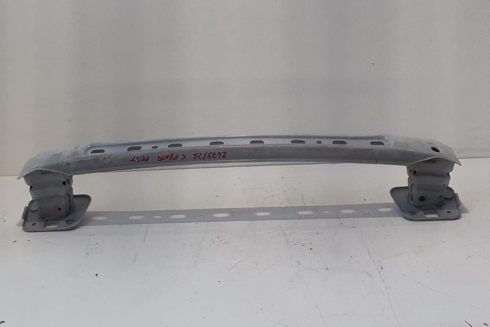 Traversa paraurti post.