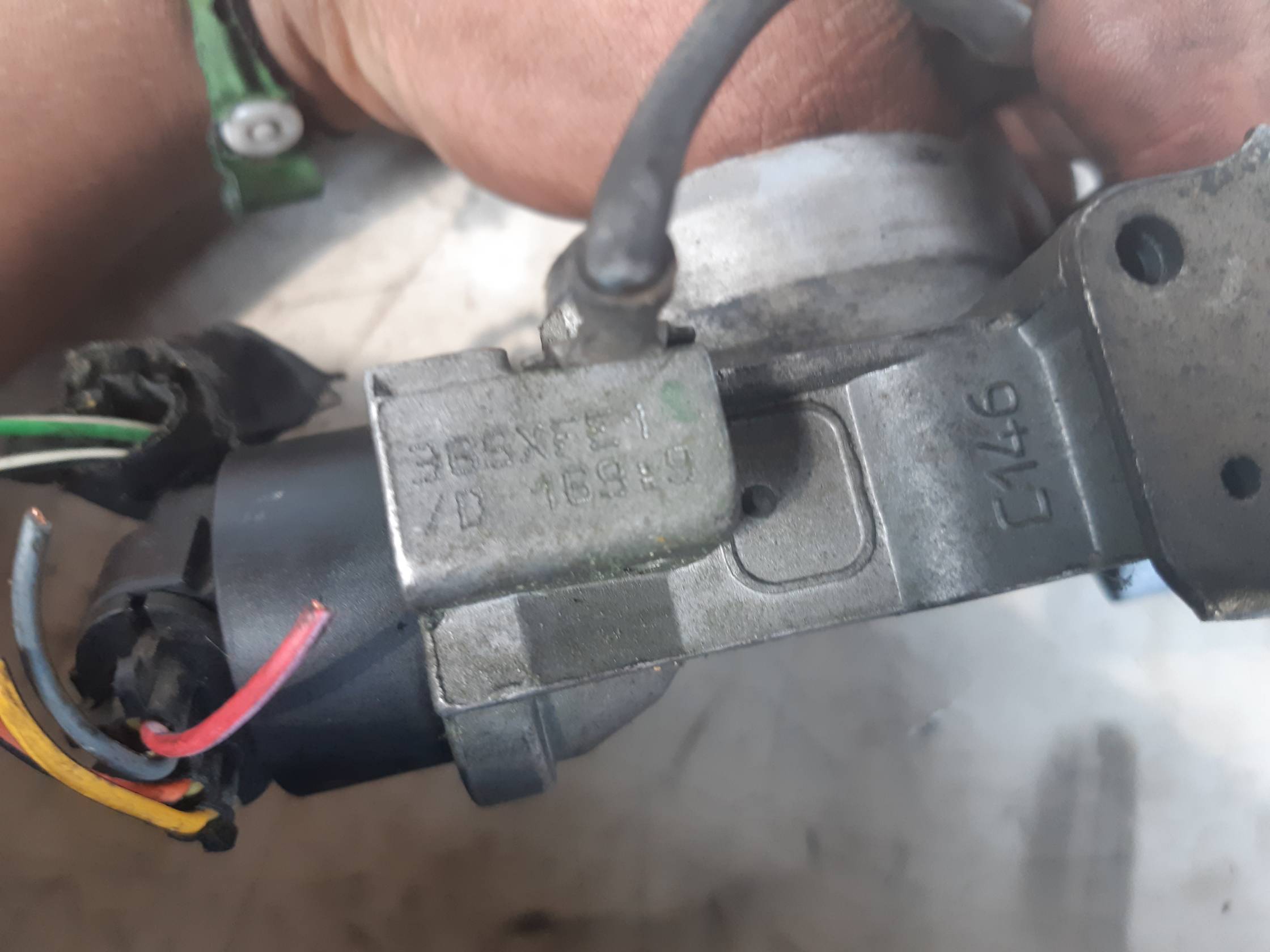 Corpo farfallato Corpo farfallato