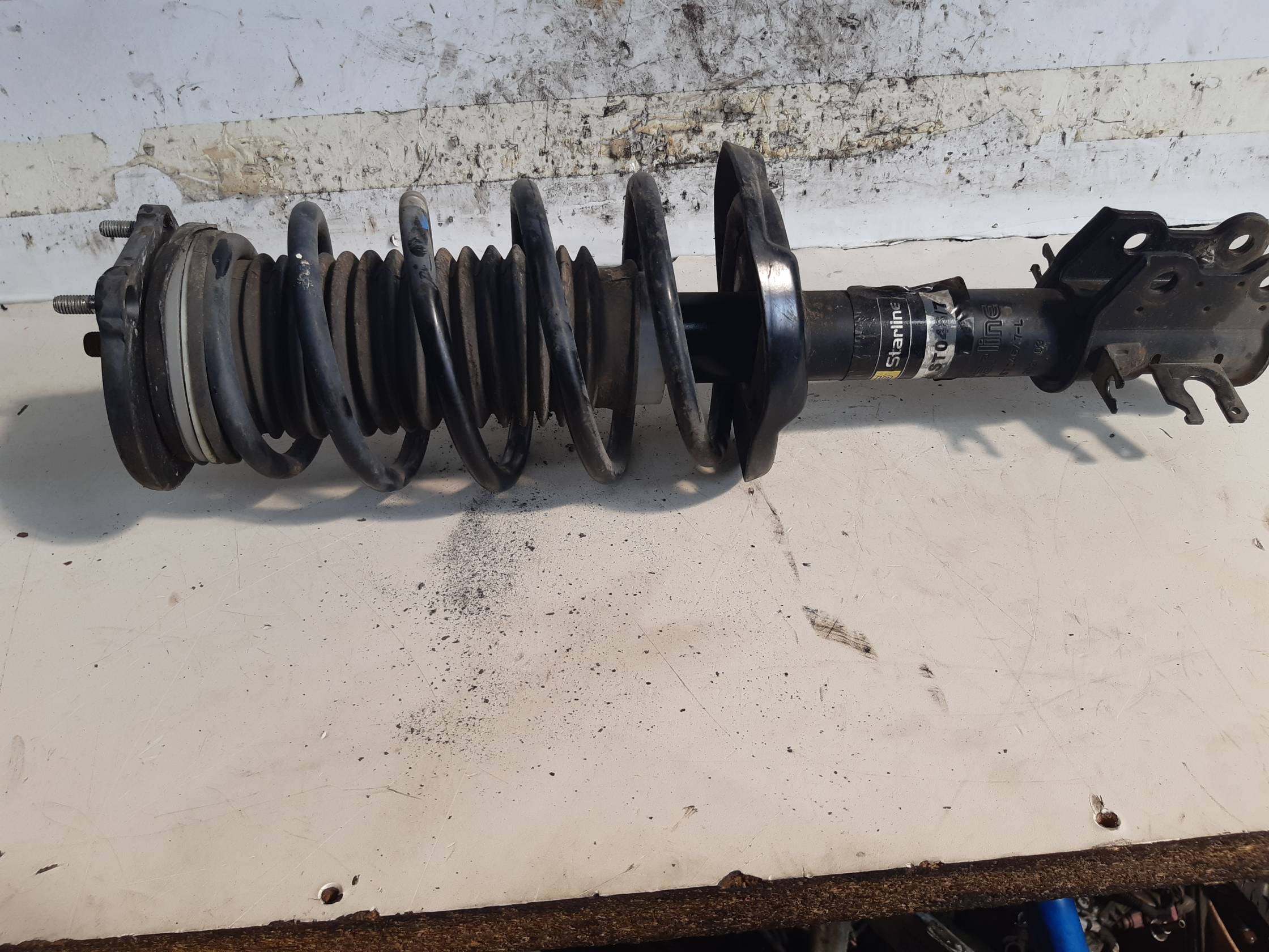 Ammortizzatore ant. sx.