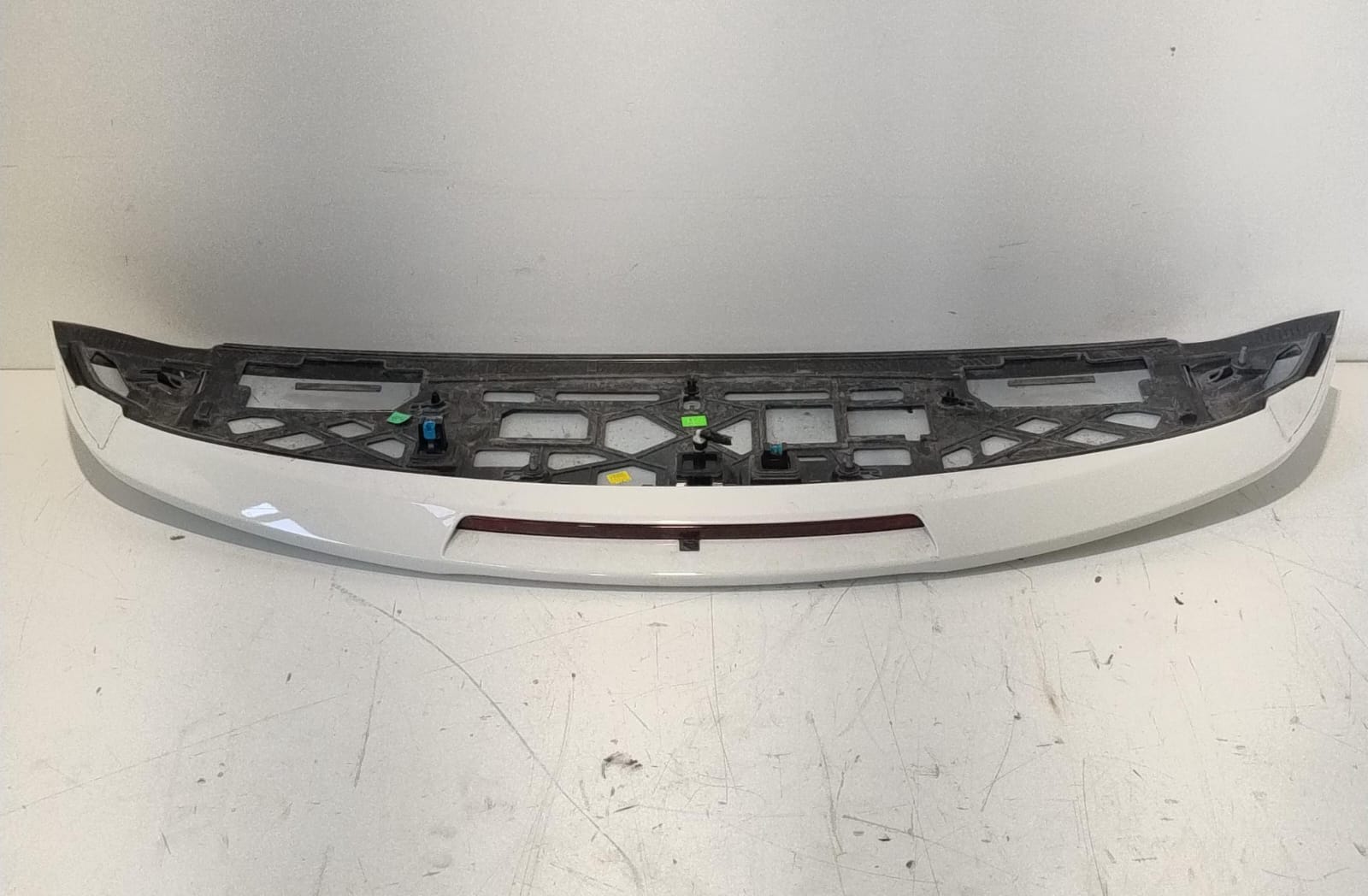 Spoiler portellone post.