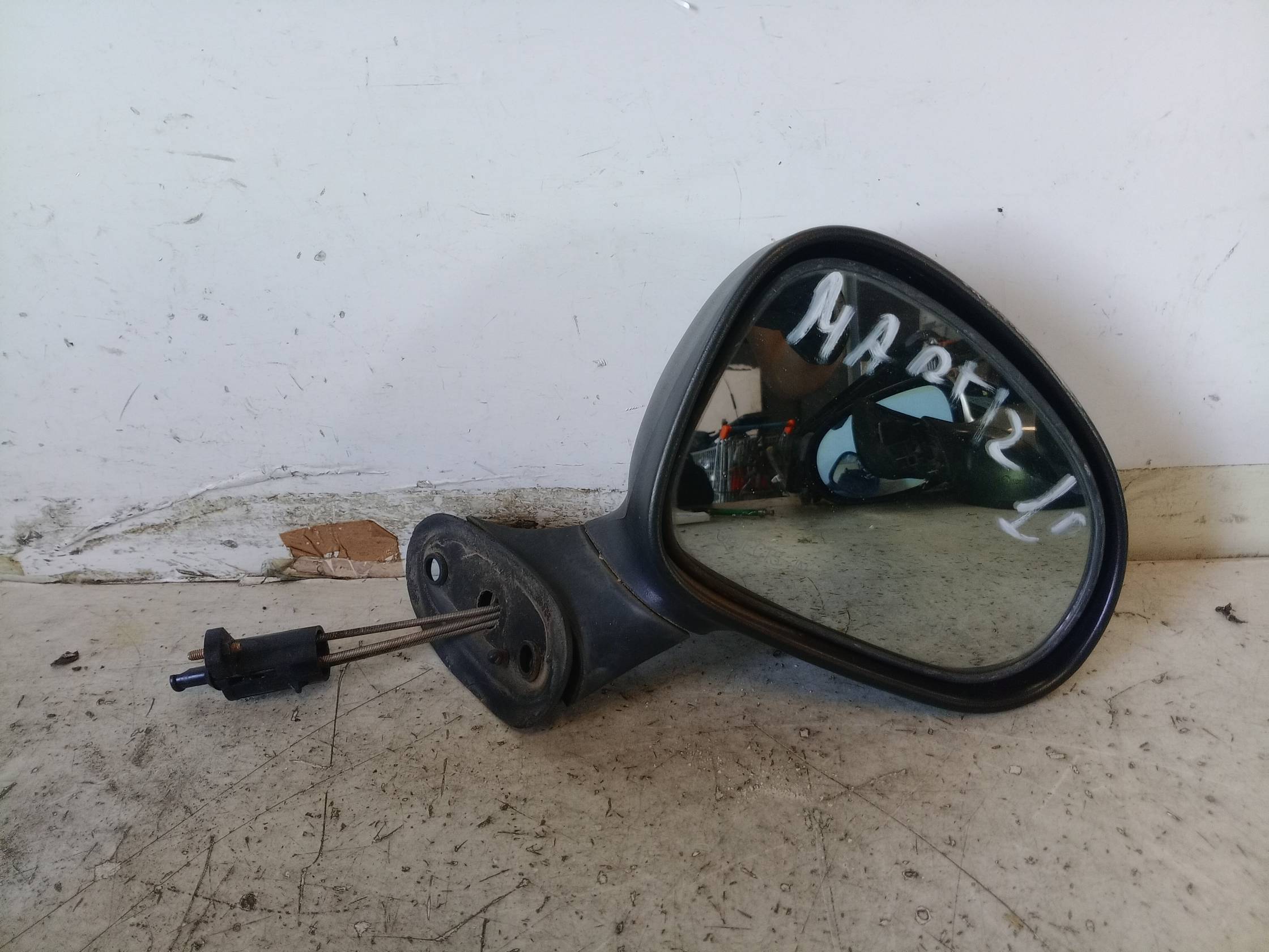 Retrovisore est. dx.