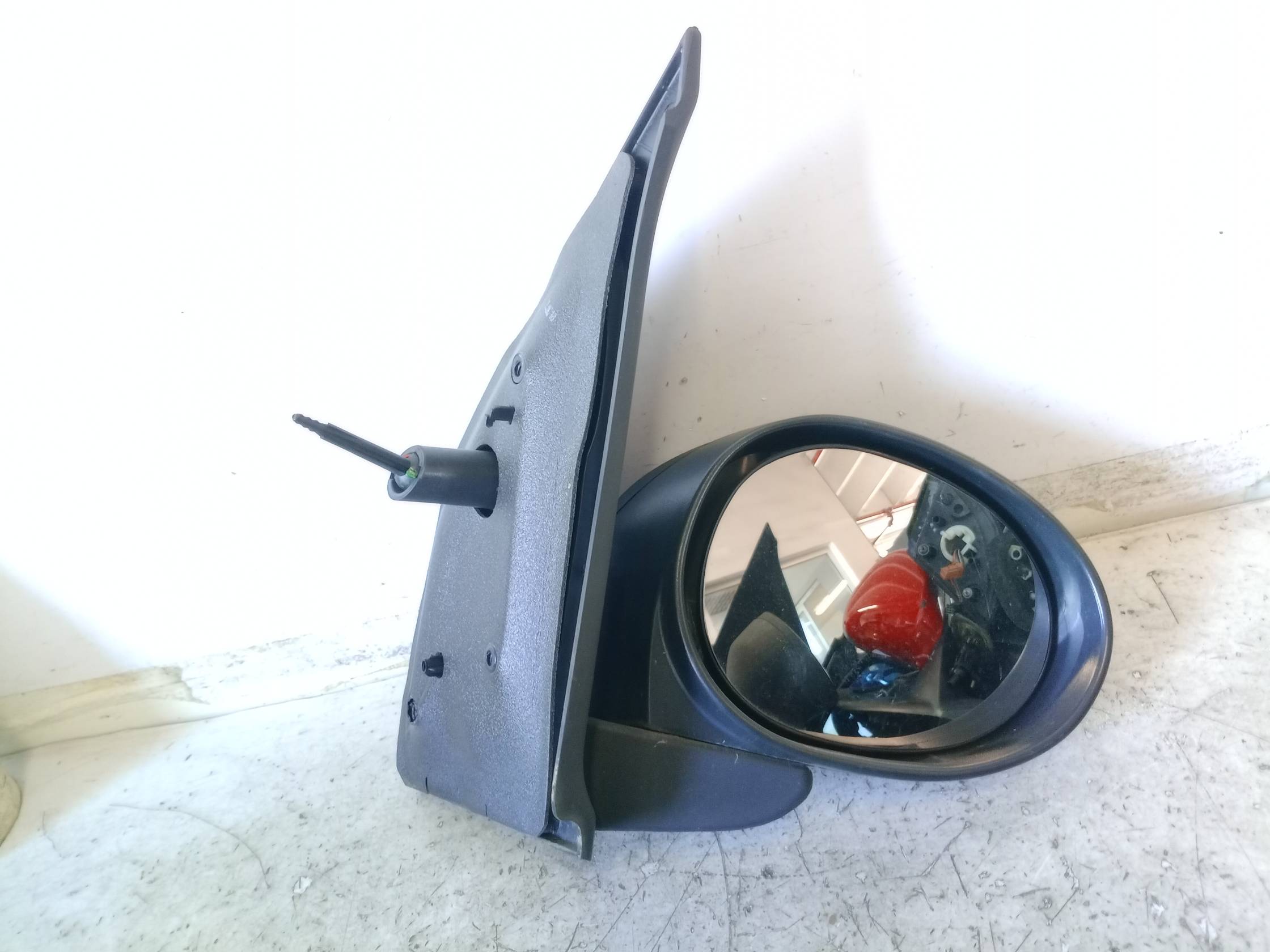 Retrovisore est. dx.