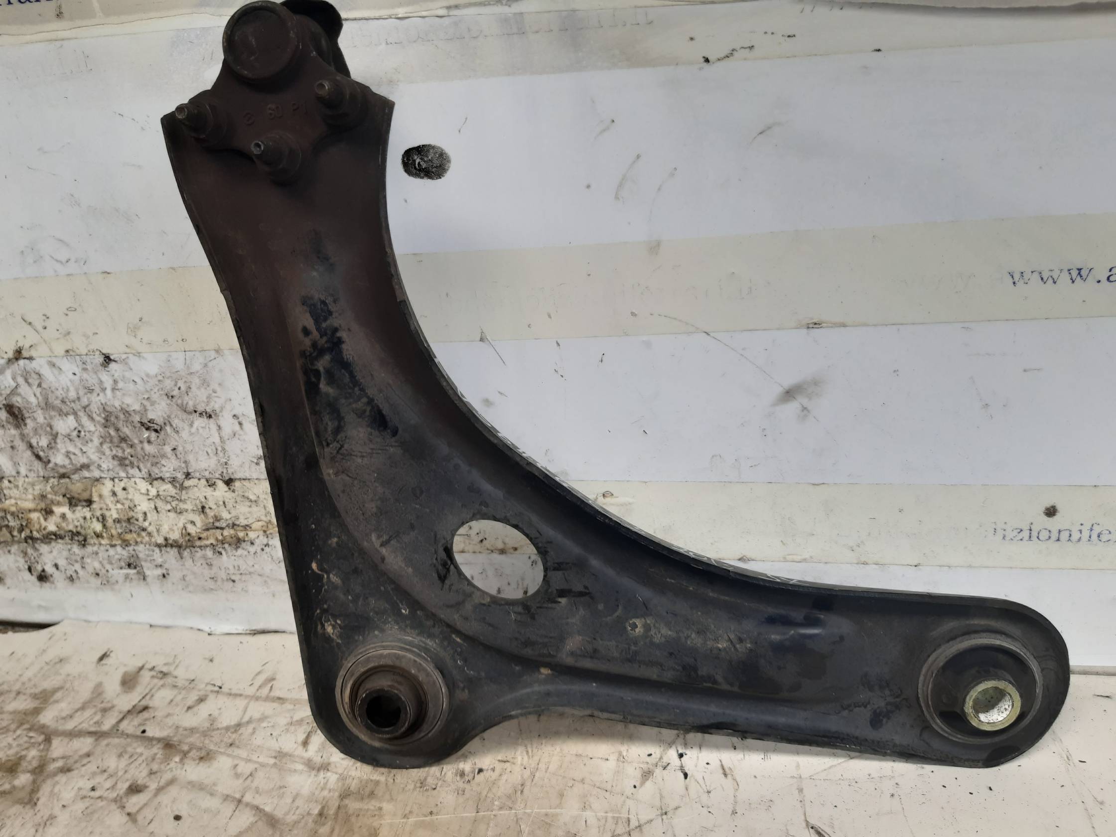 Braccio oscillante sosp. ant. sx.