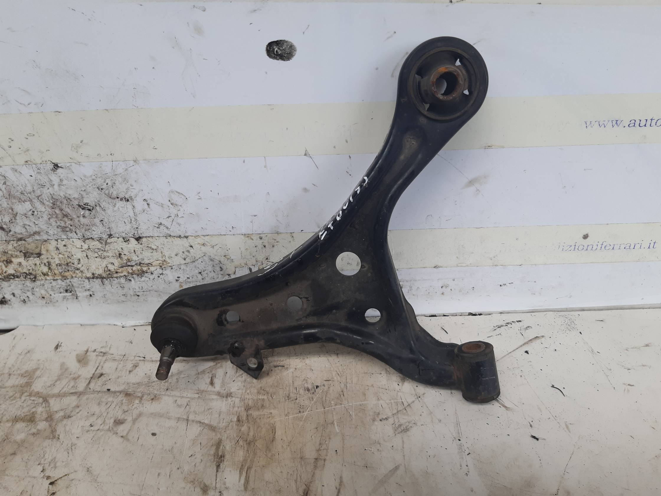 Braccio oscillante sosp. ant. sx.