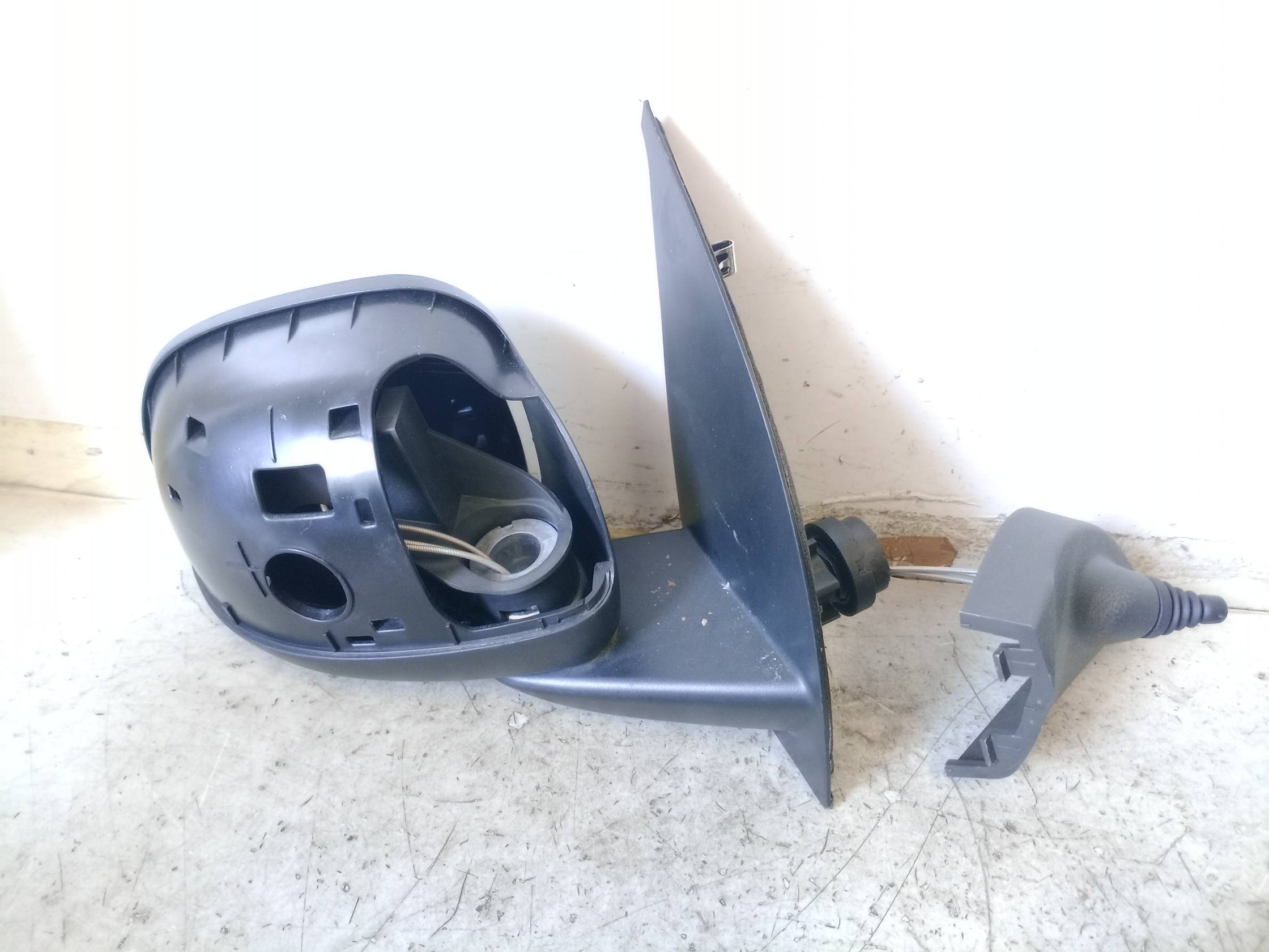 Retrovisore est. dx.