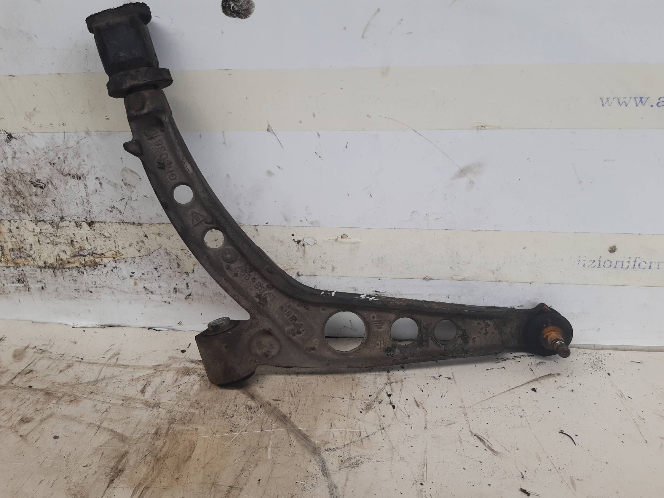 Braccio oscillante sosp. ant. sx.