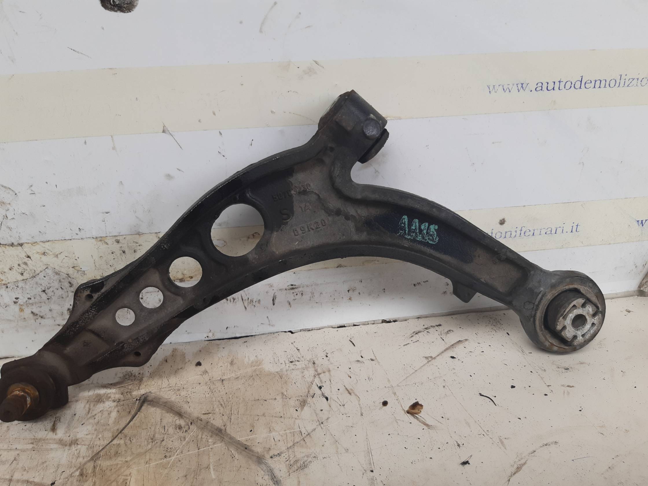 Braccio oscillante sosp. ant. sx.