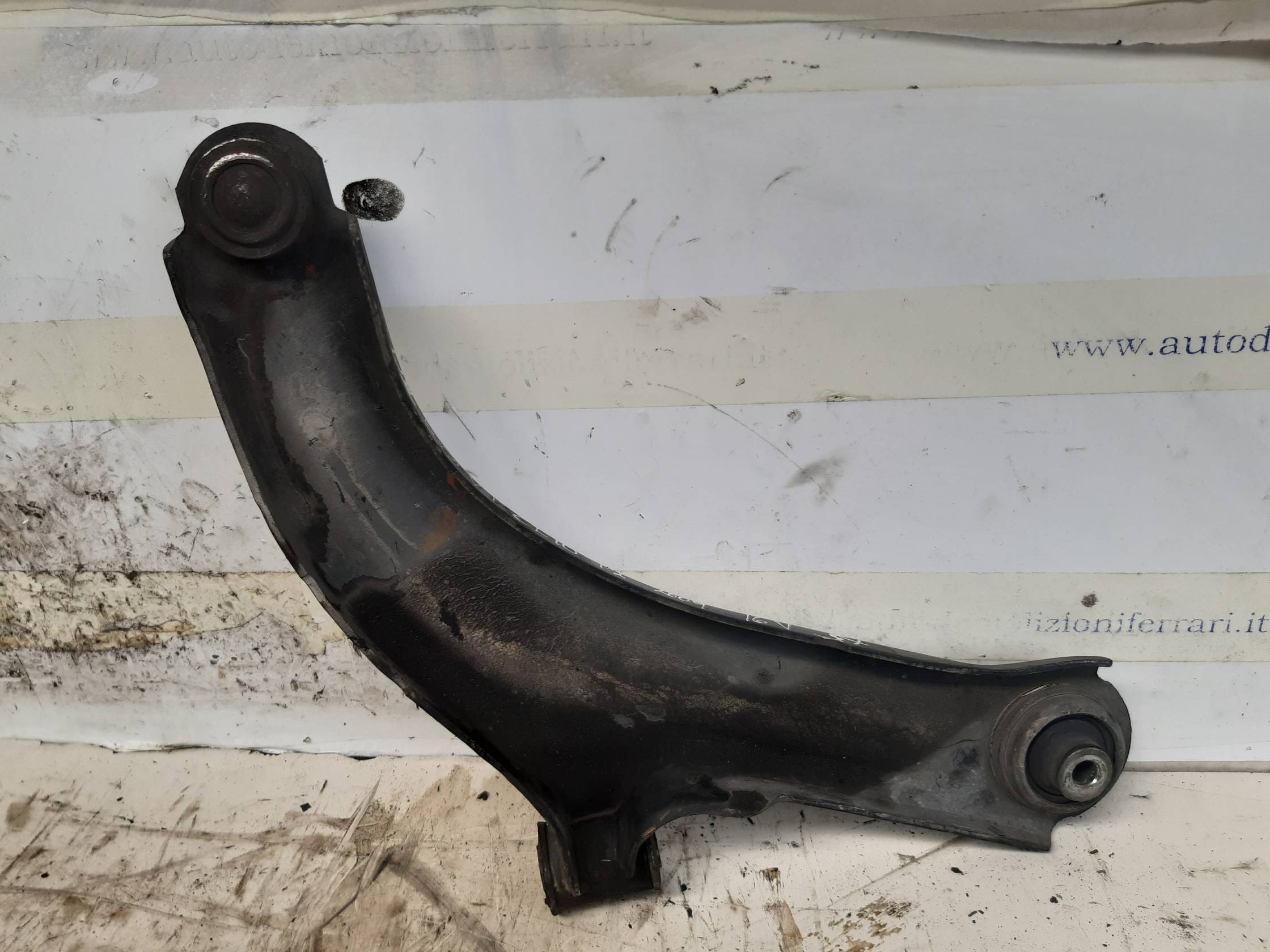 Braccio oscillante sosp. ant. sx.