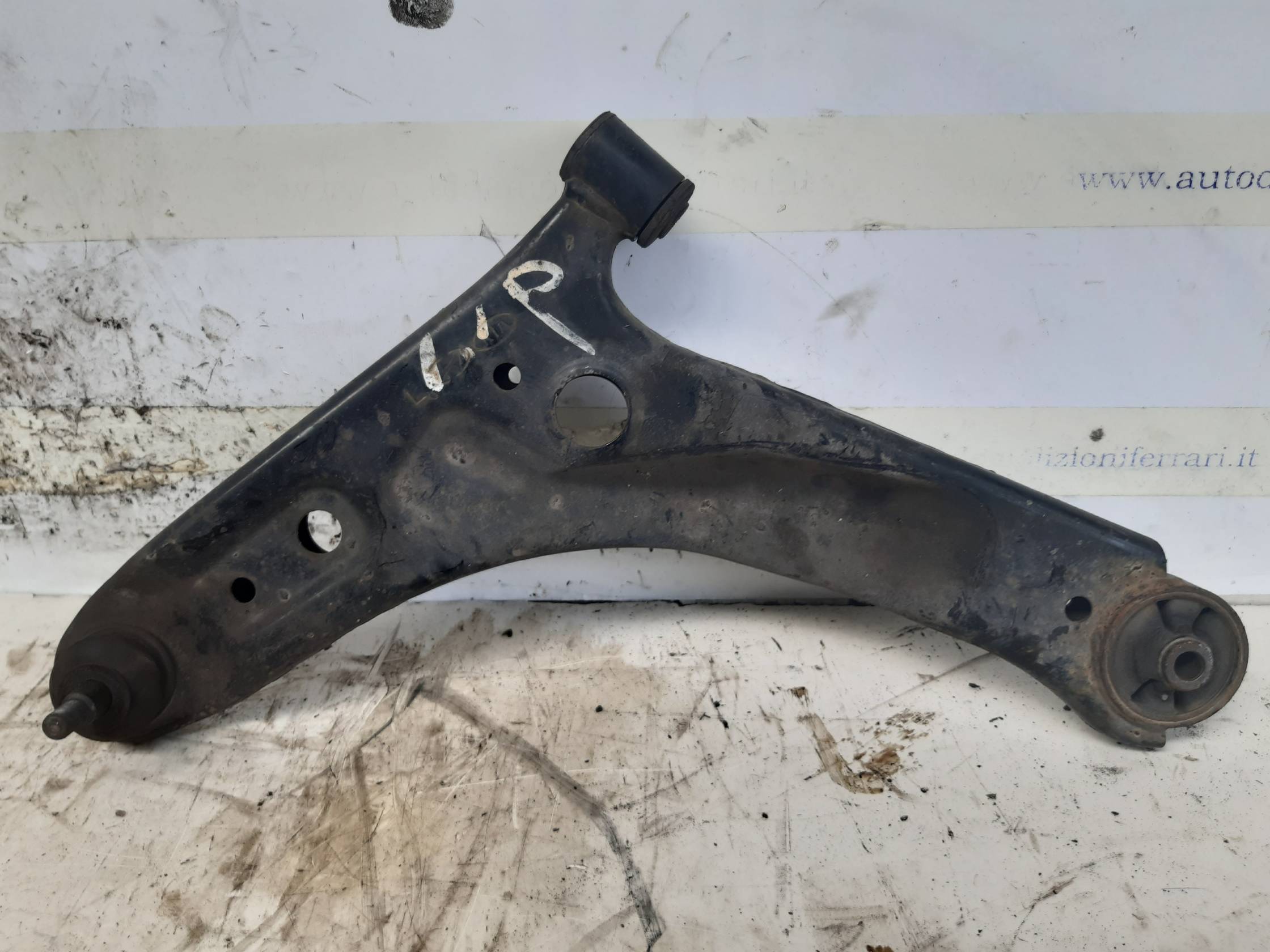 Braccio oscillante sosp. ant. sx.