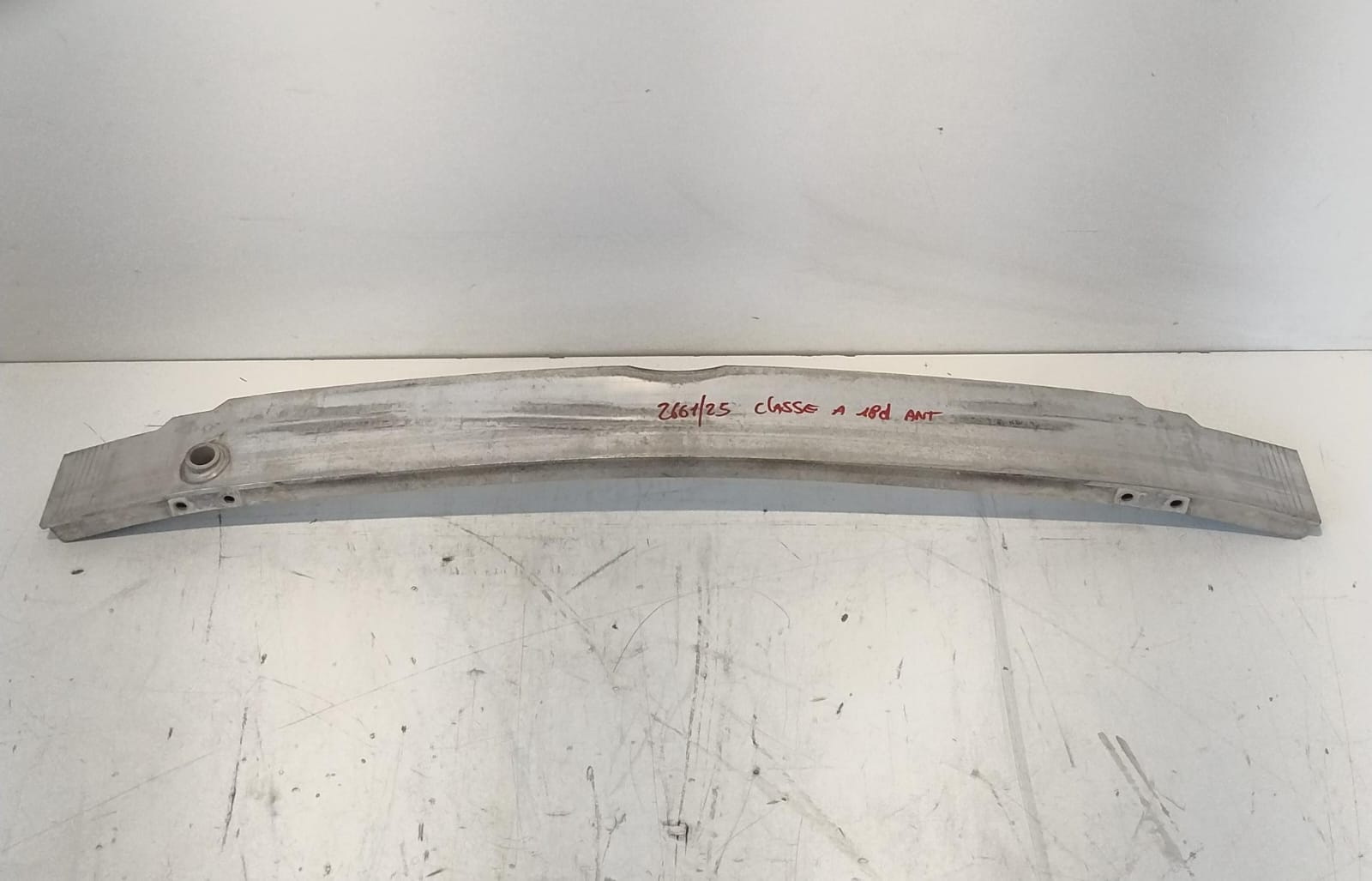 Traversa paraurti ant.