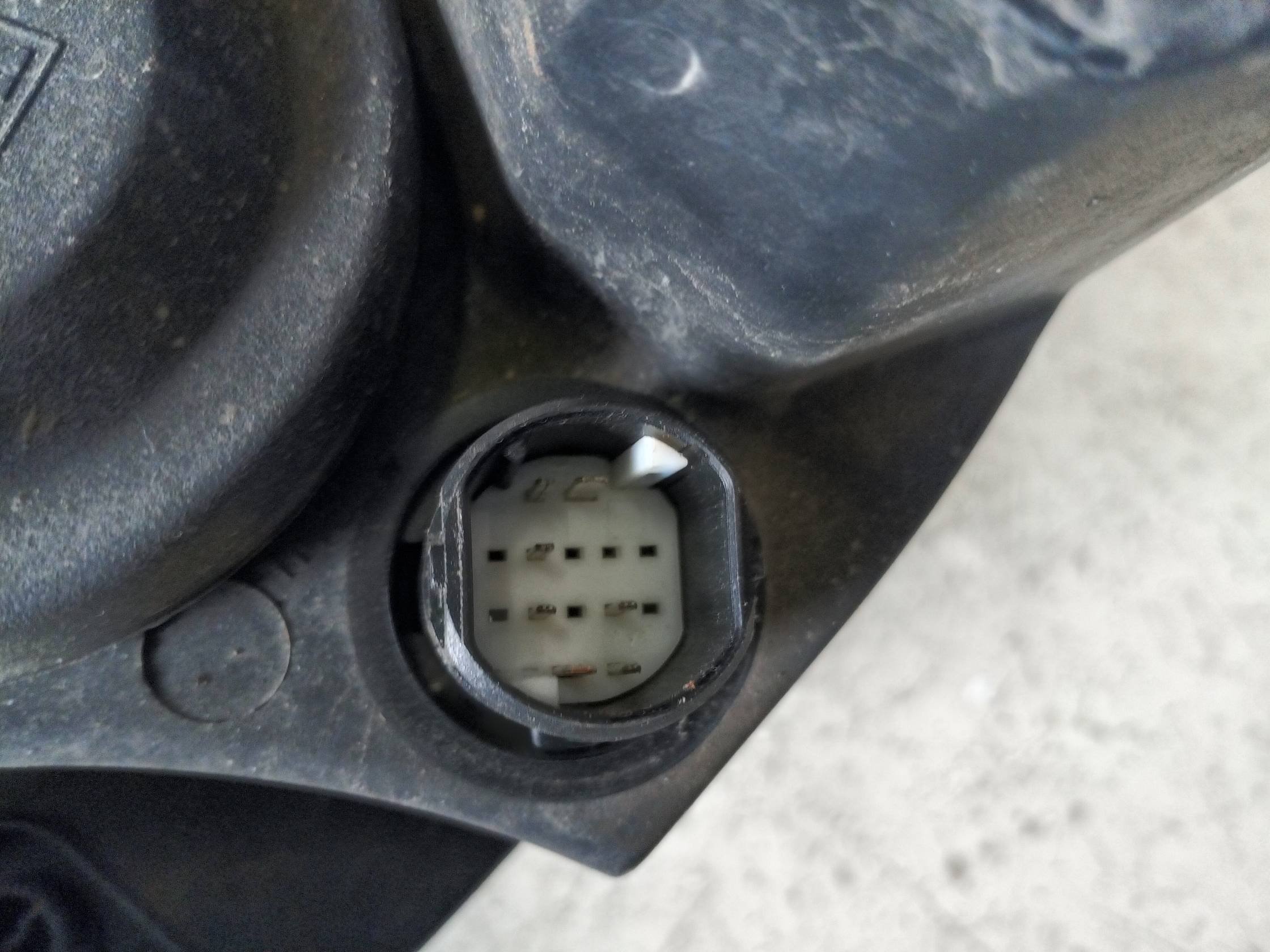 Proiettore dx.