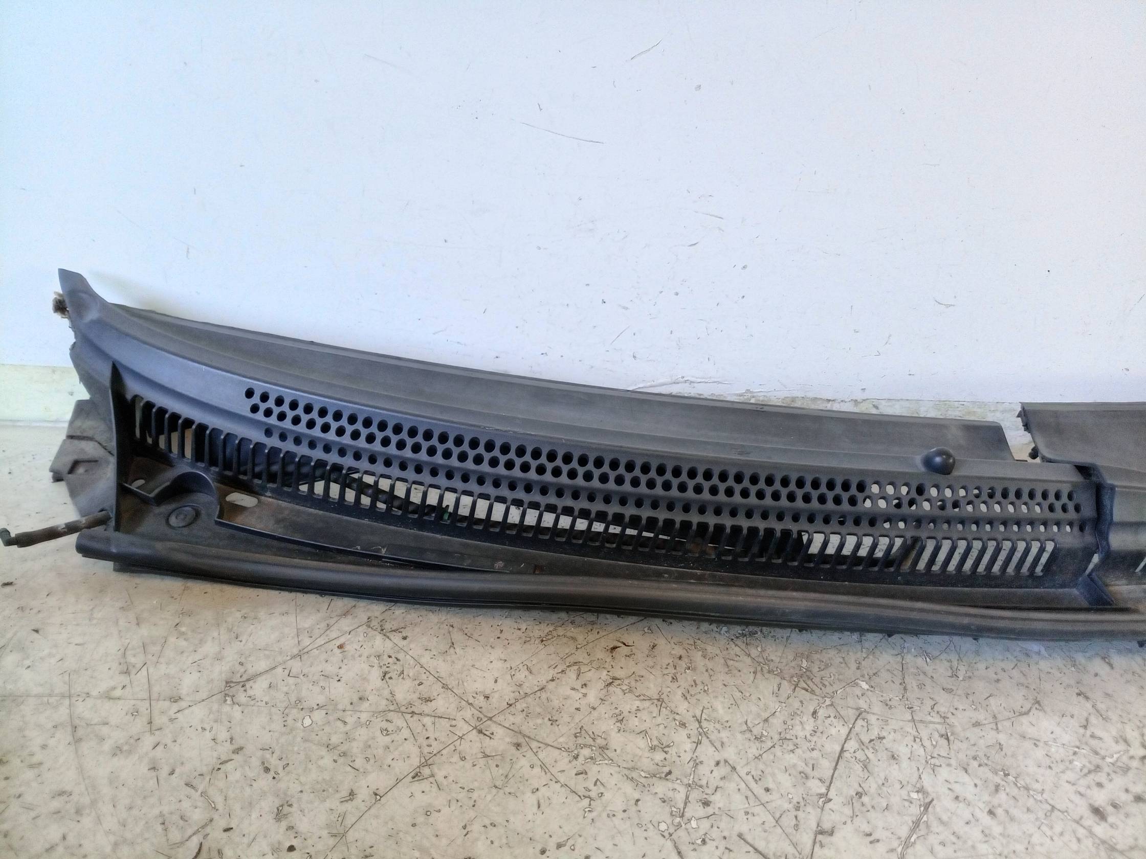 Griglia centr. sottoparabrezza