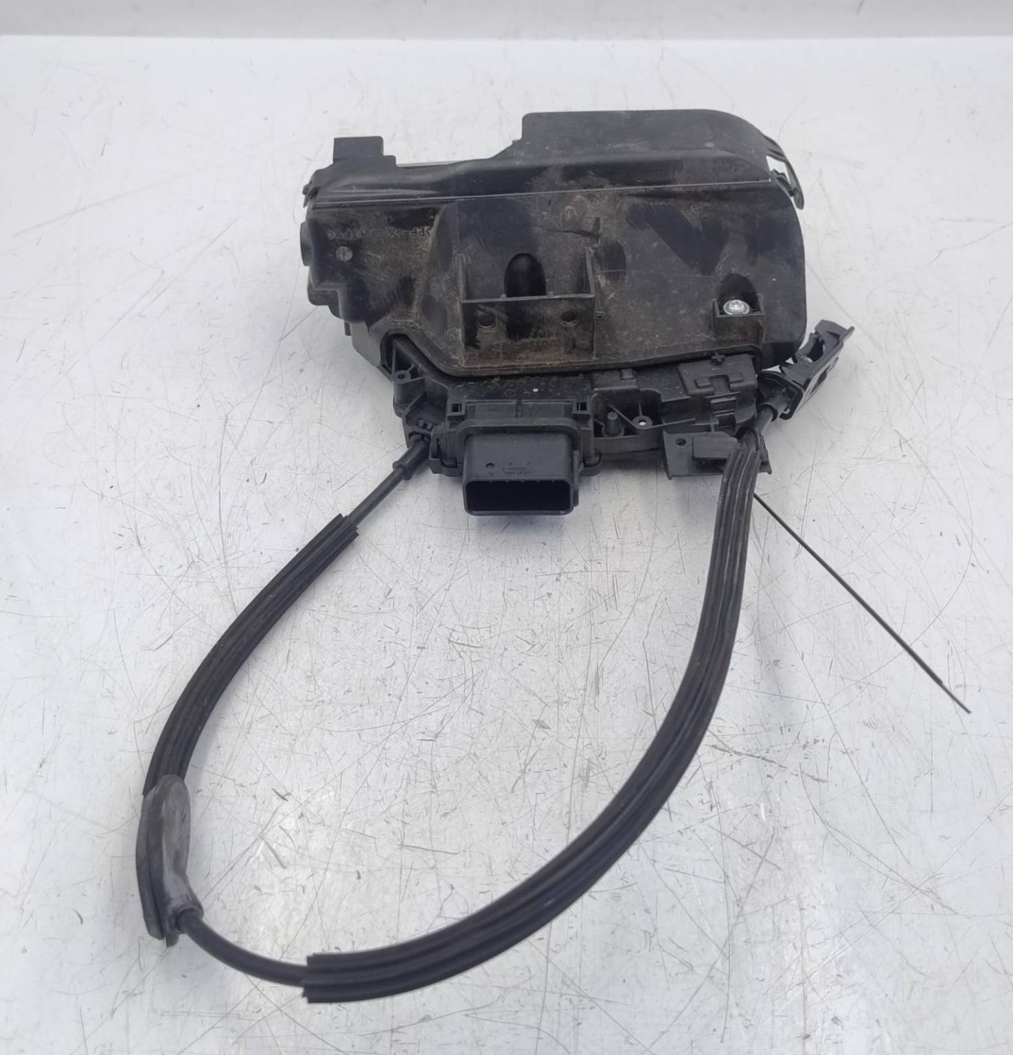 Serratura porta ant. dx.