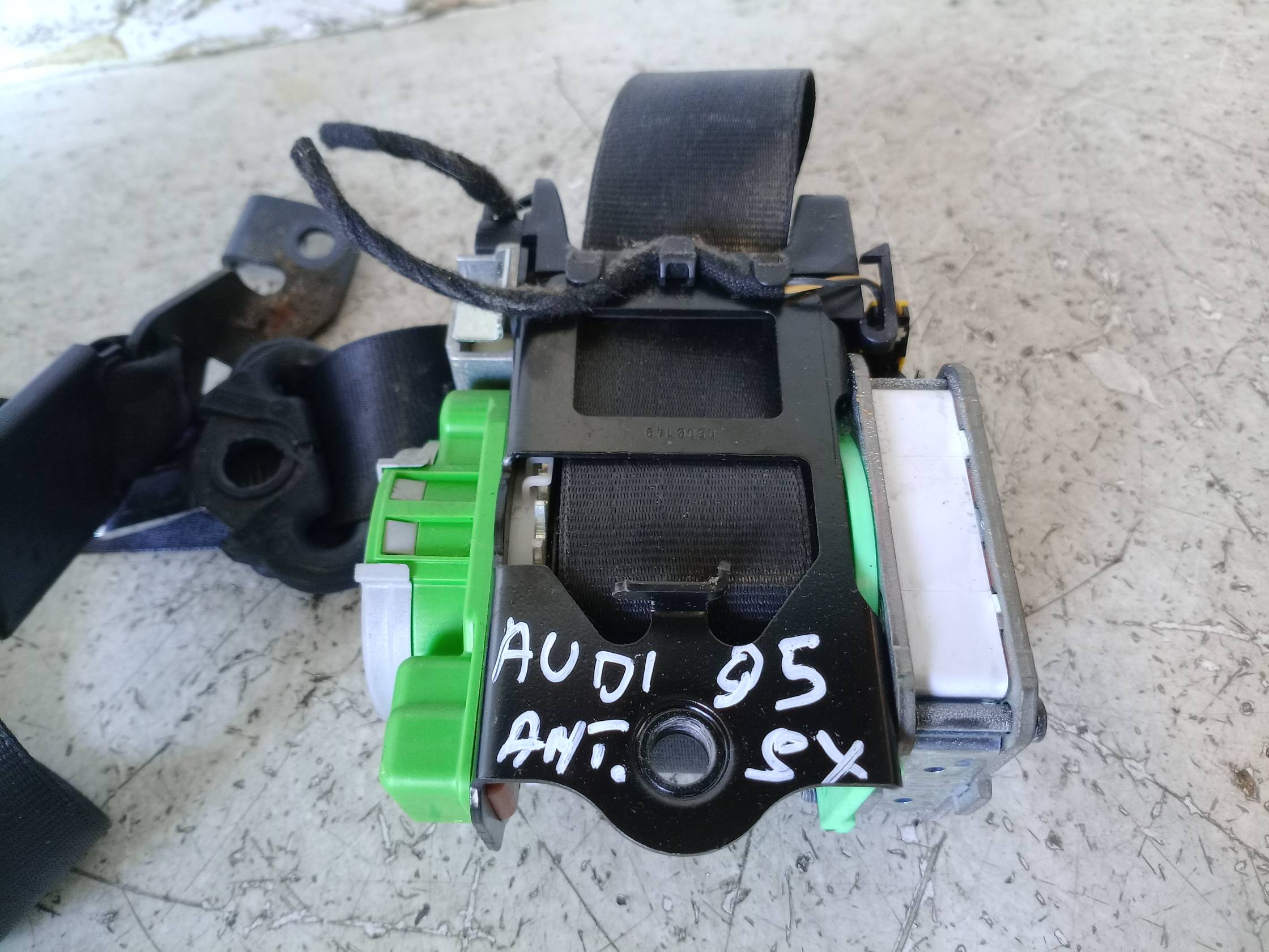 Cintura di sicurezza ant. sx.