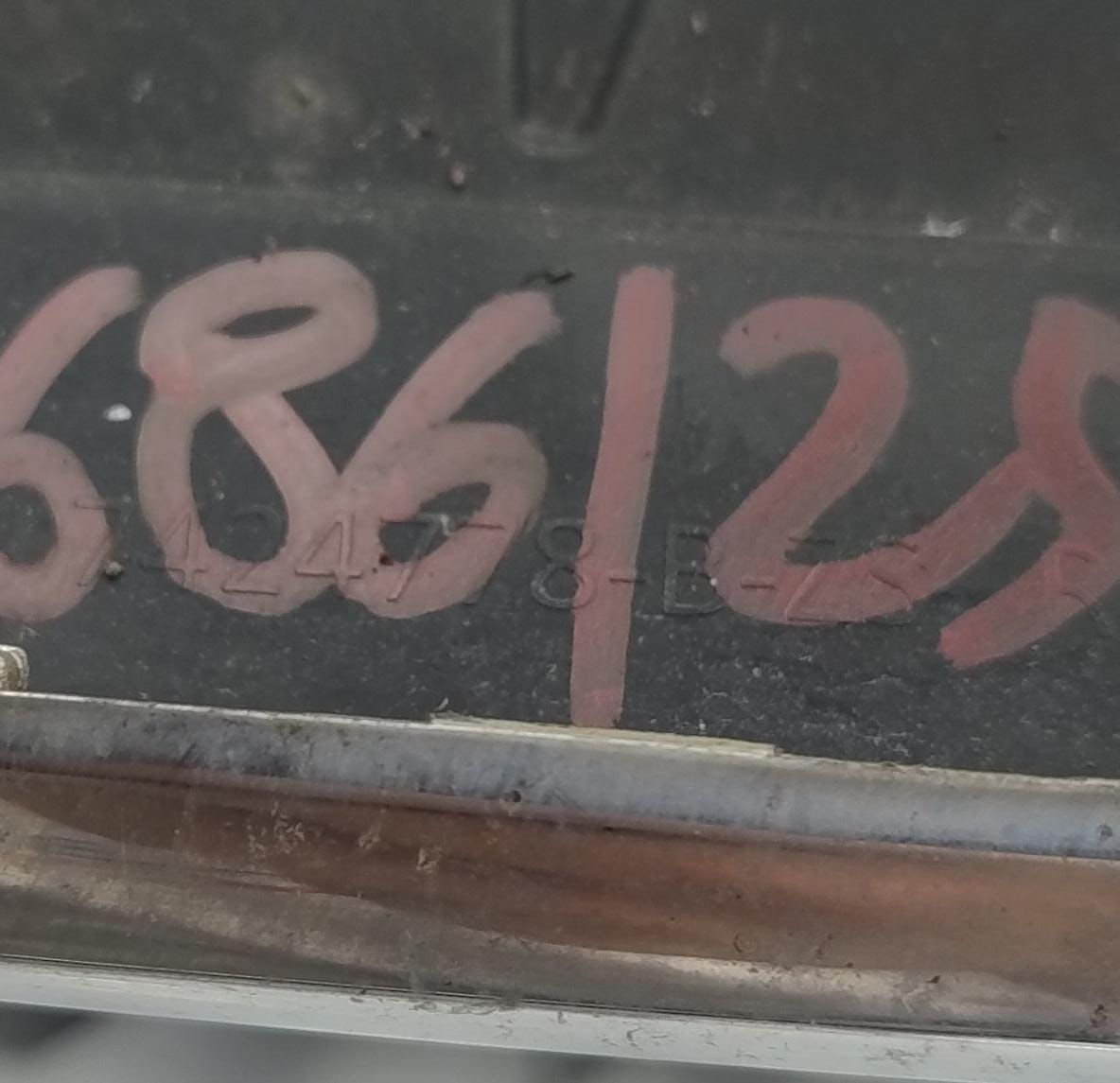 Griglia paraurti ant. dx.