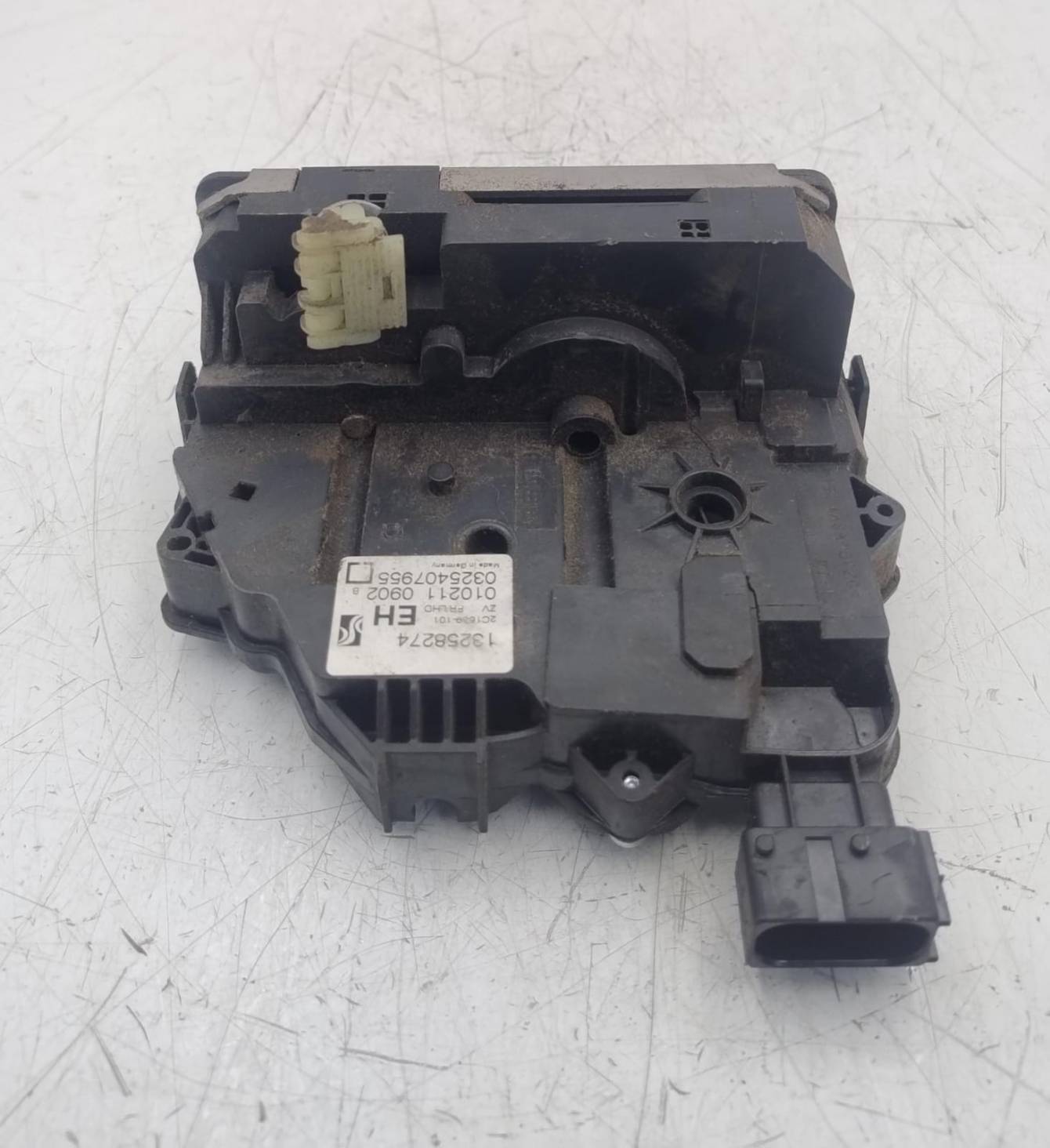 Serratura porta ant. dx.