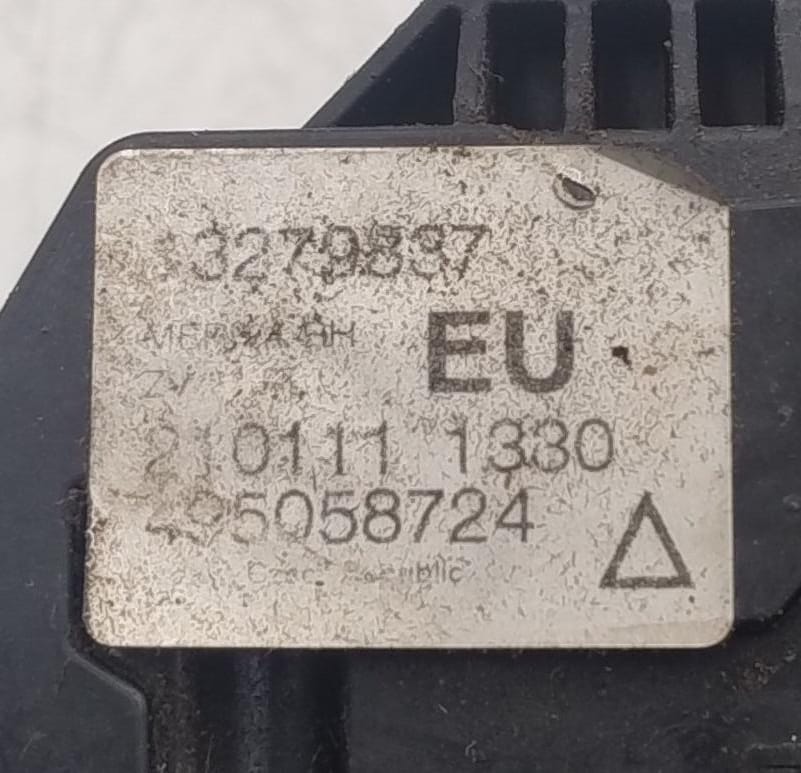 Serratura porta post. dx. Serratura porta post. dx.