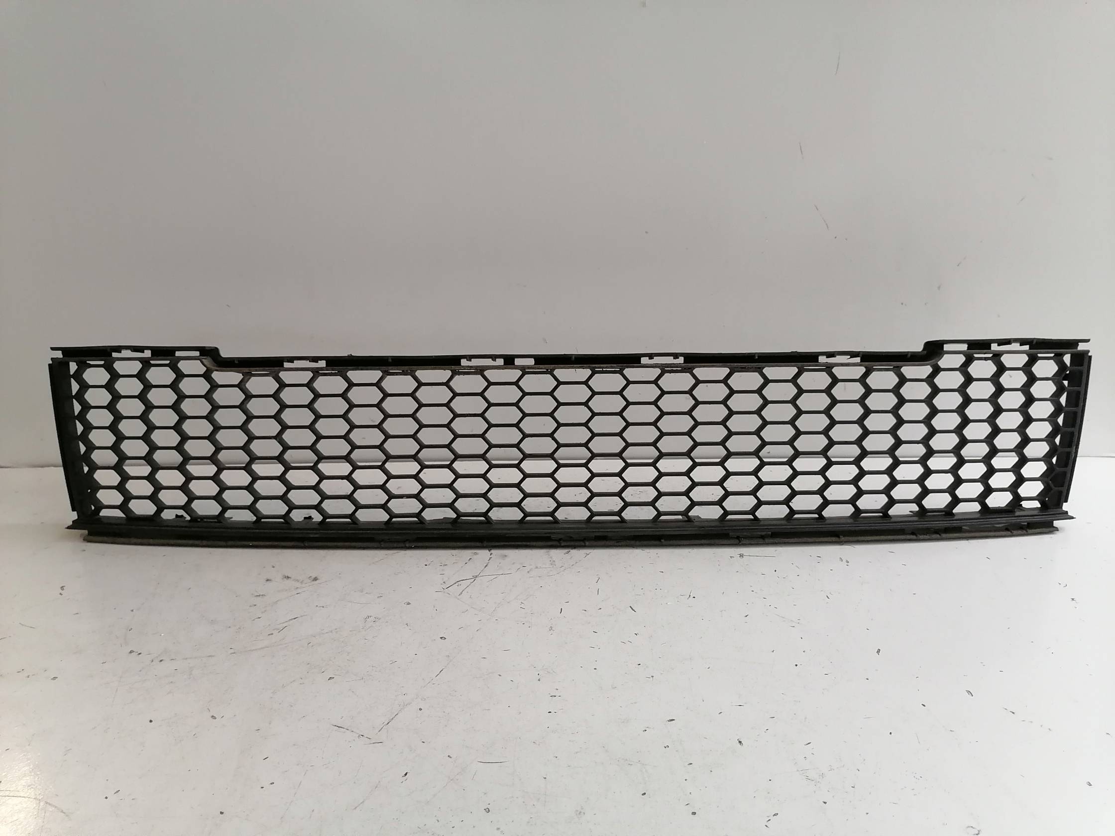 Griglia paraurti ant. Griglia paraurti ant.