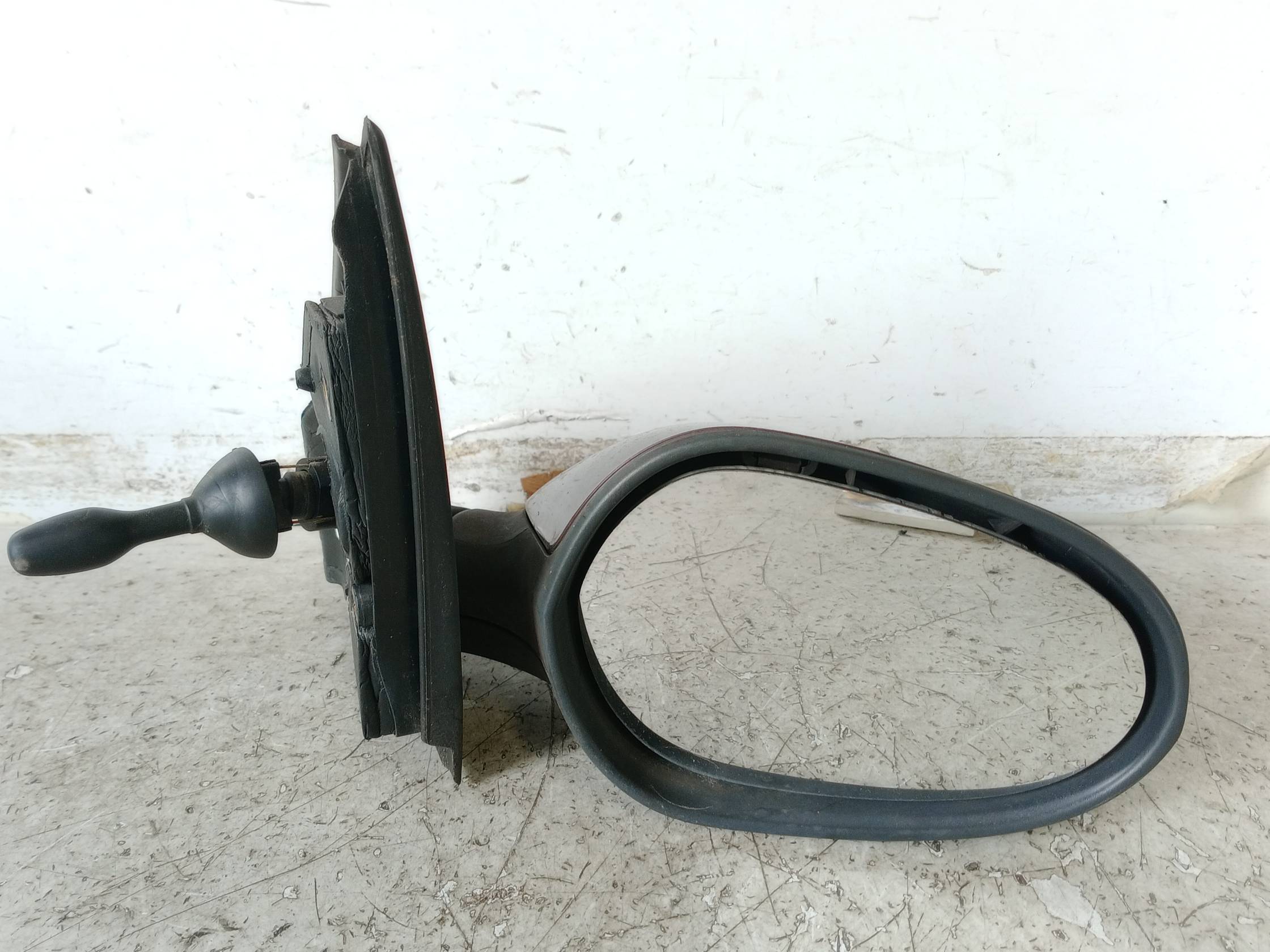 Retrovisore est. dx.