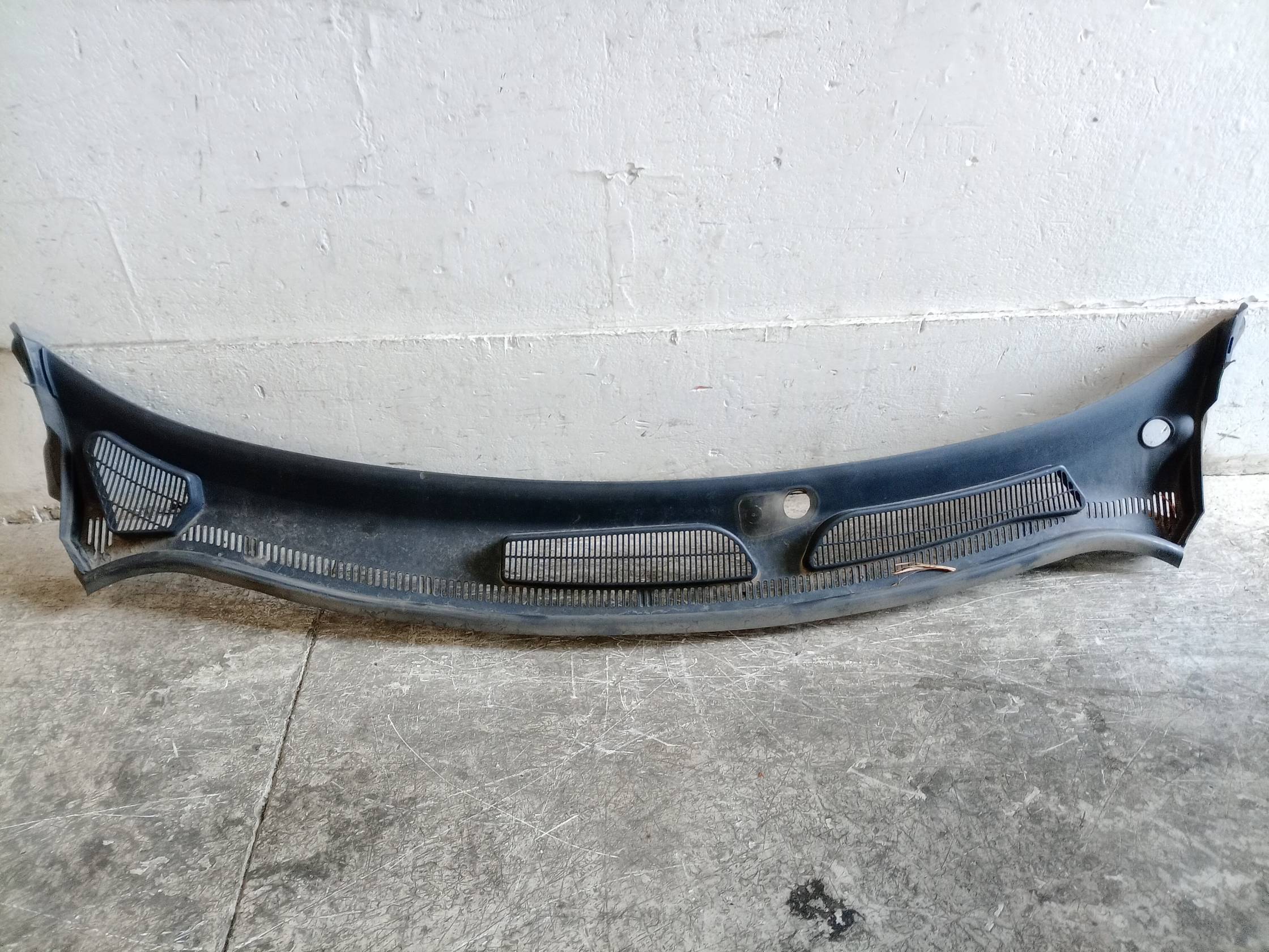 Griglia centr. sottoparabrezza