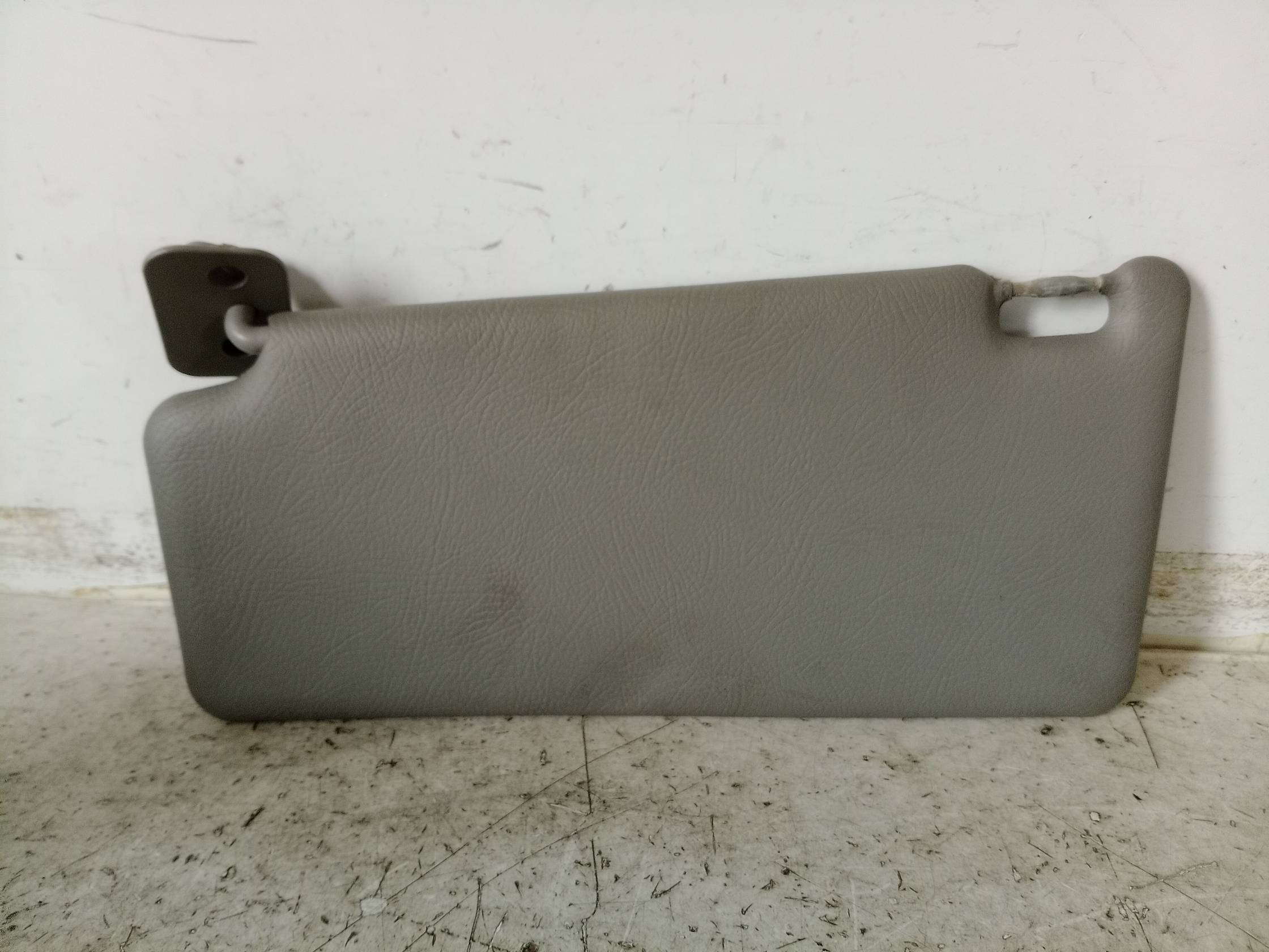 Aletta parasole parabrezza