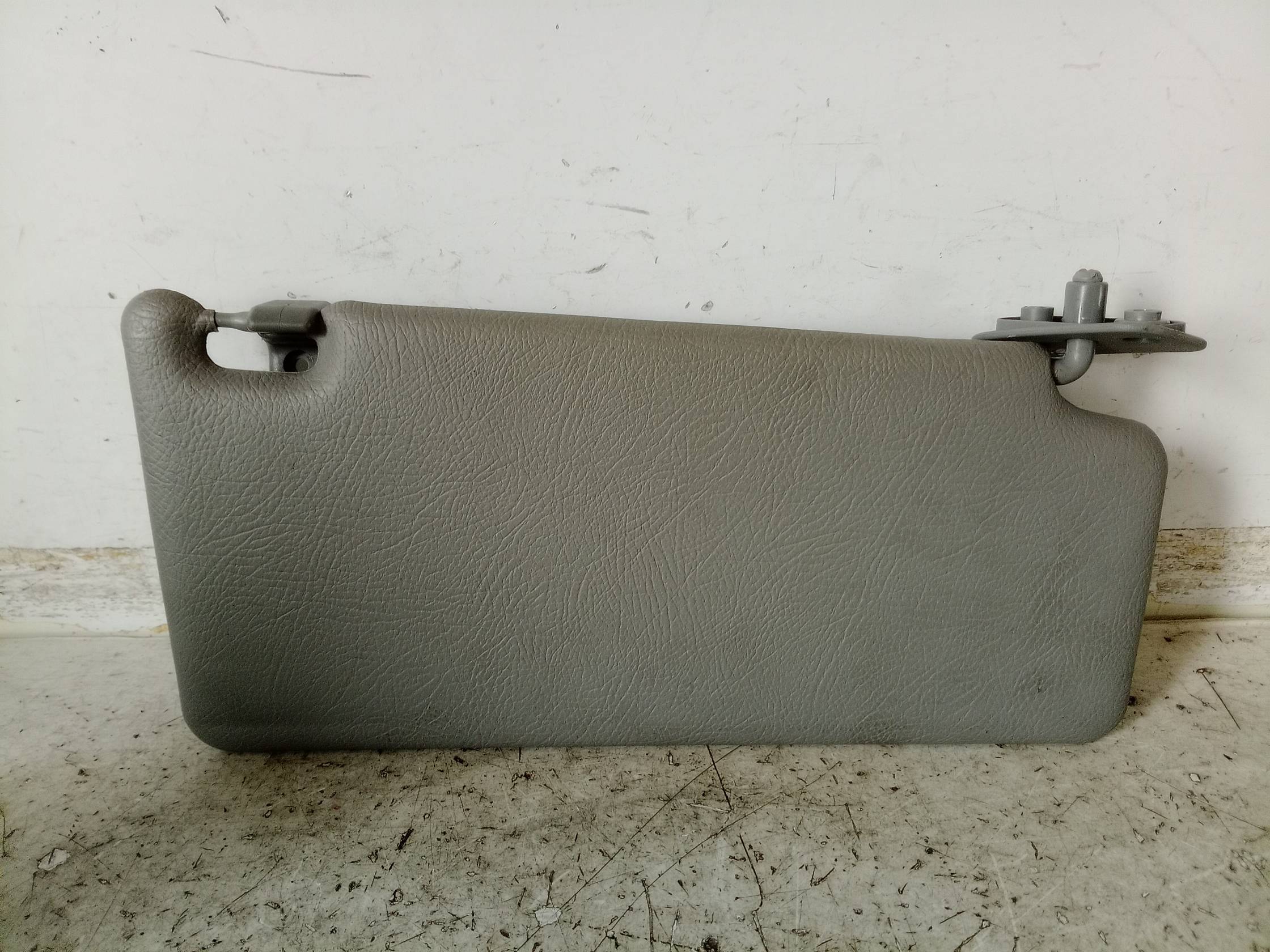 Aletta parasole parabrezza