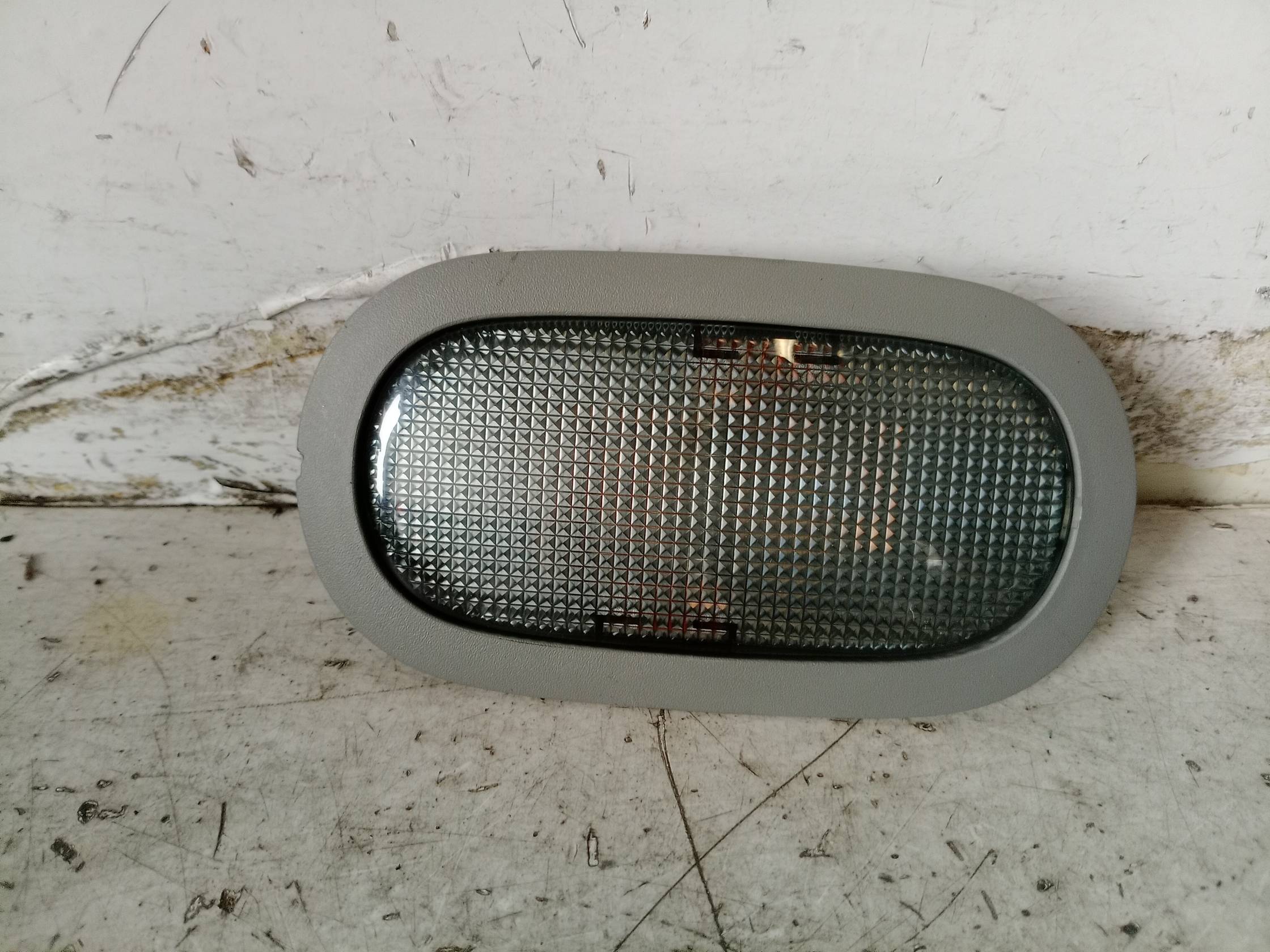 Luce cortesia ant. tetto