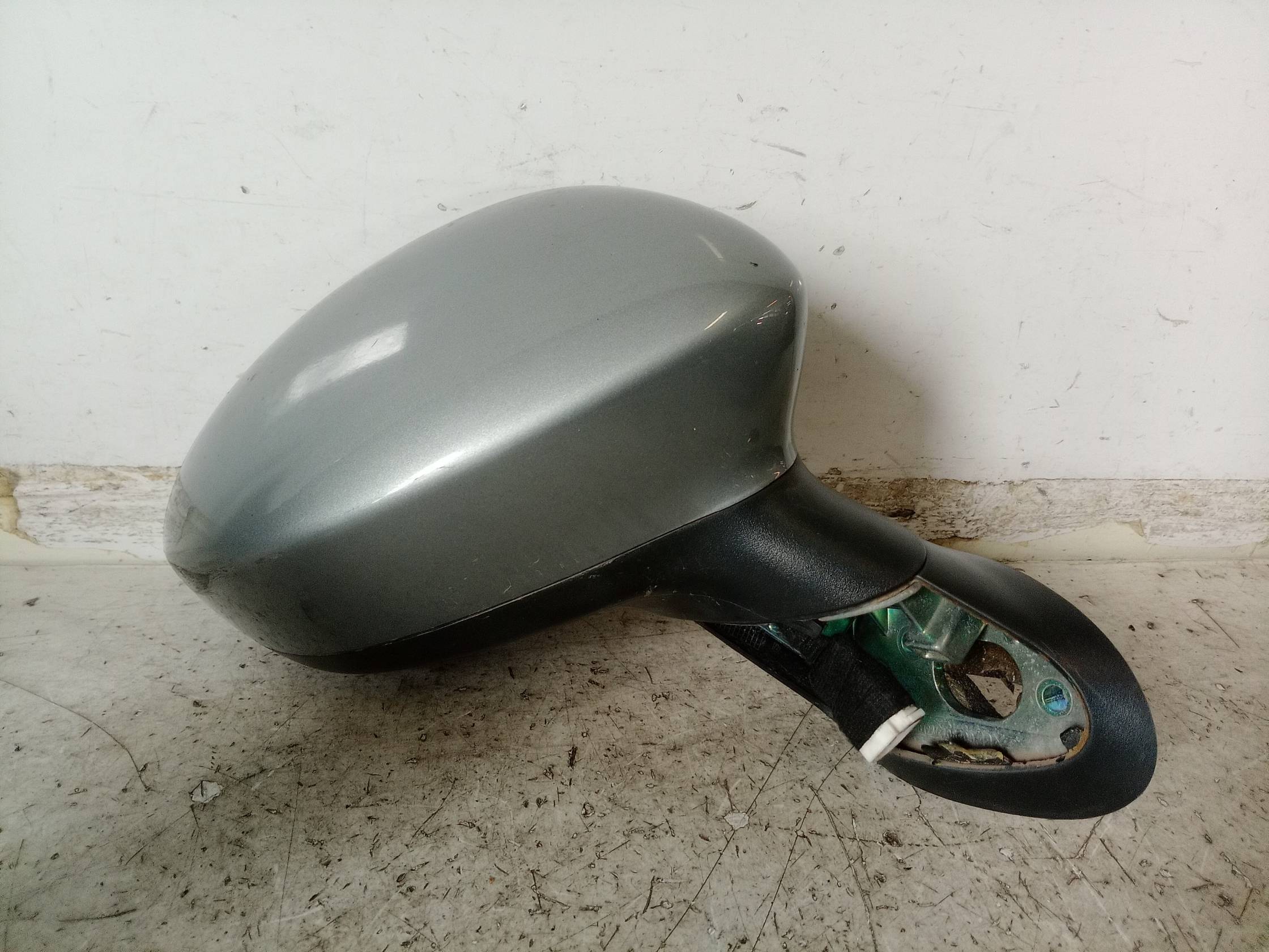 Retrovisore est. dx.