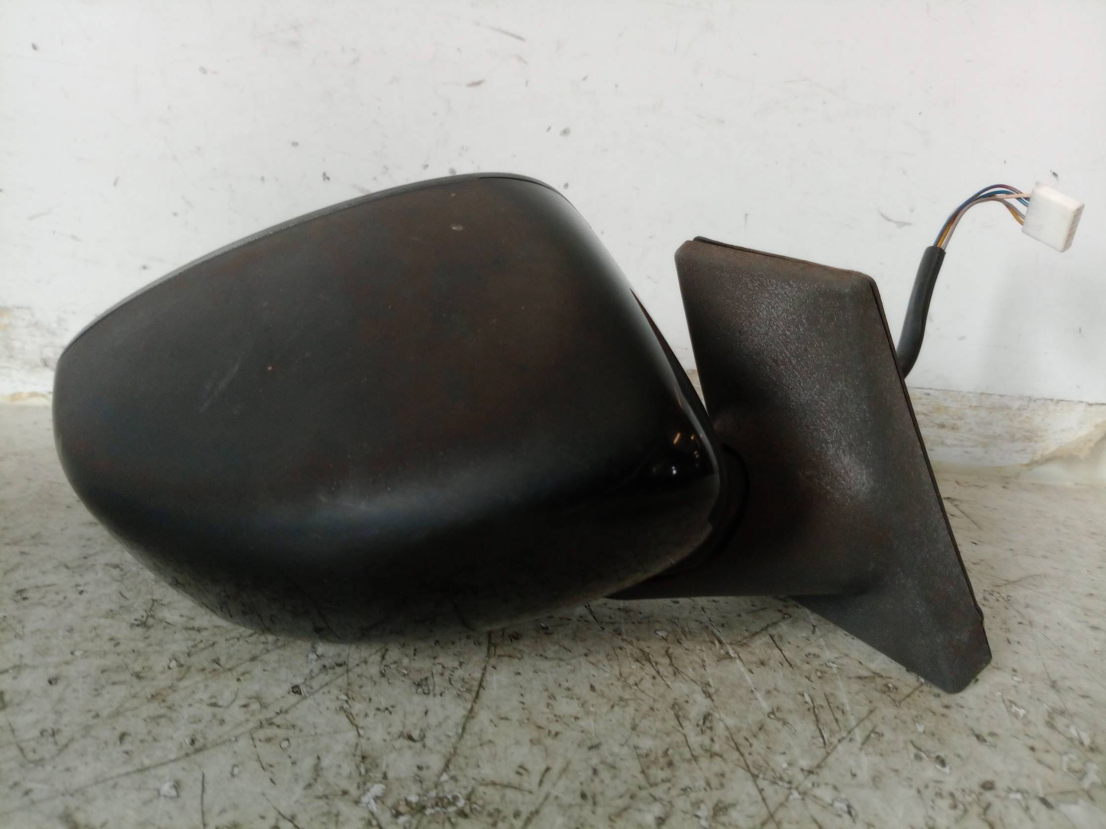 Retrovisore est. dx.