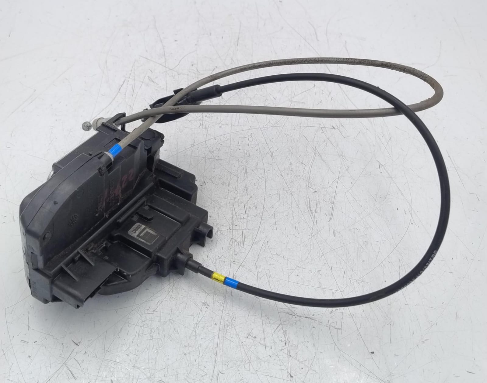 Serratura porta post. dx.