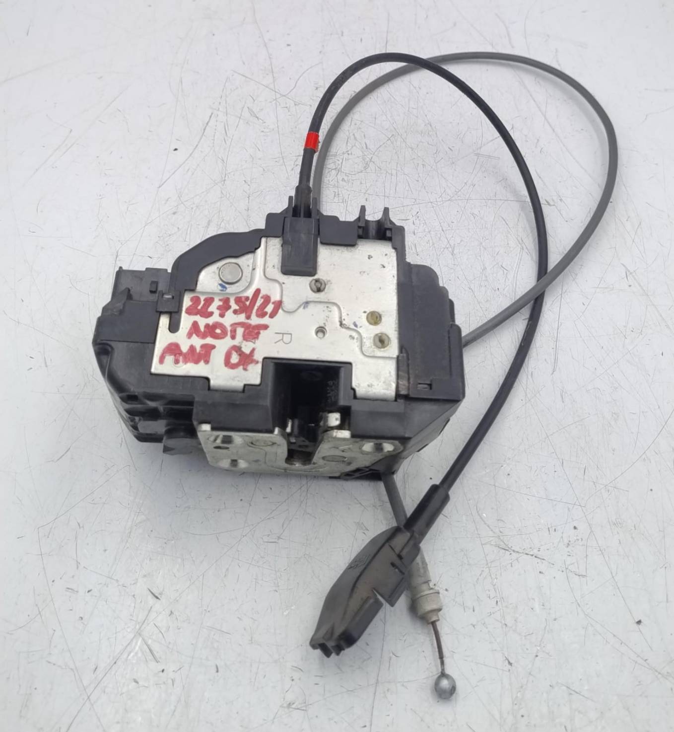 Serratura porta ant. dx.