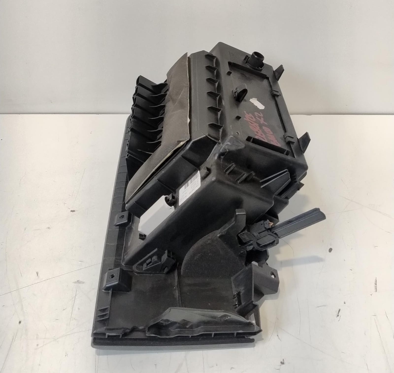 Cassetto vano portaoggetti