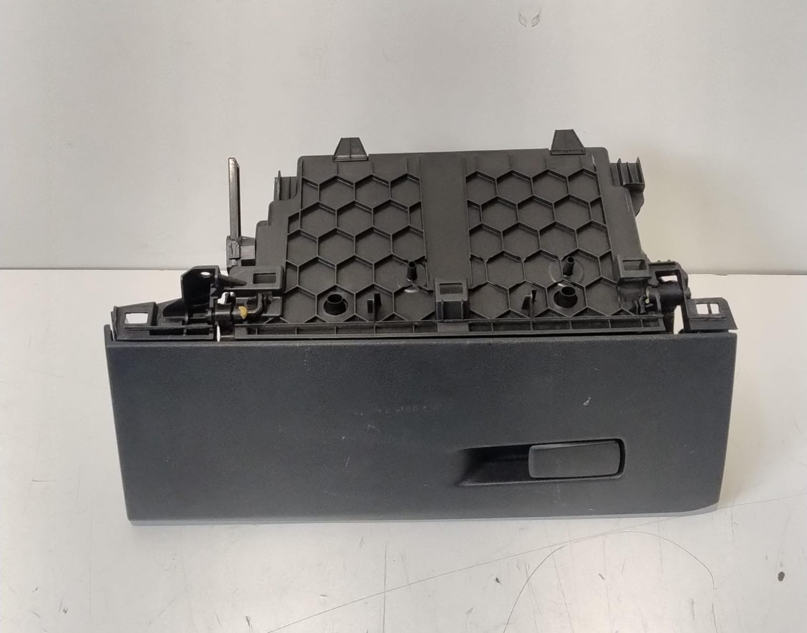 Cassetto vano portaoggetti