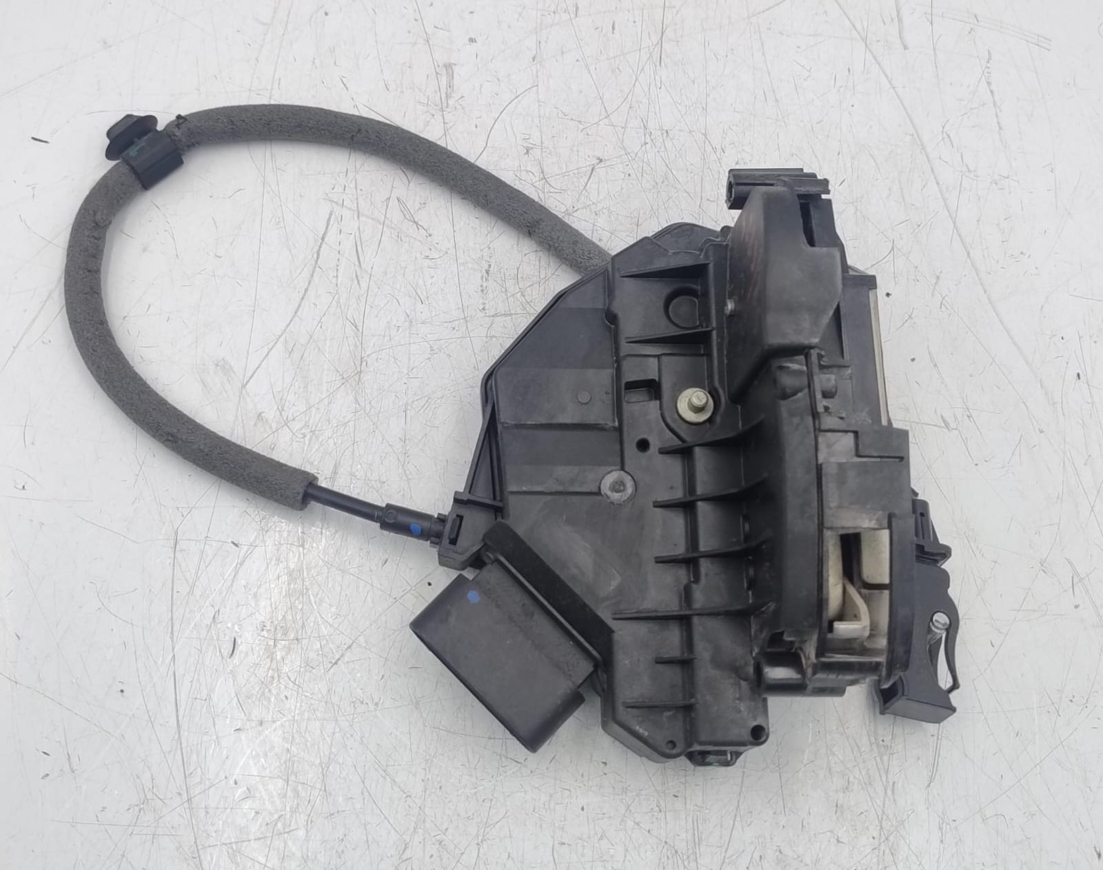 Serratura porta ant. sx.