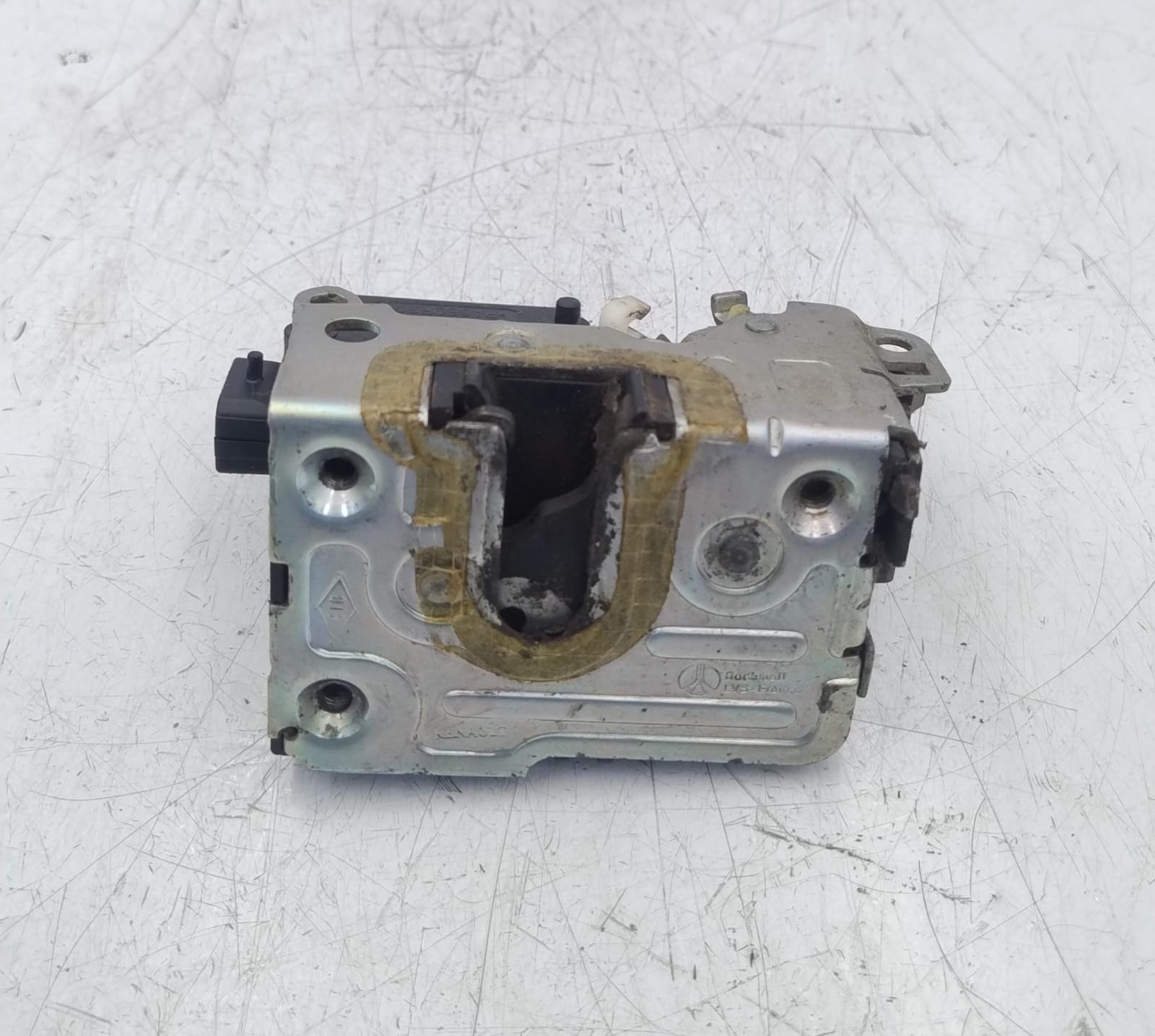 Serratura porta post. dx.