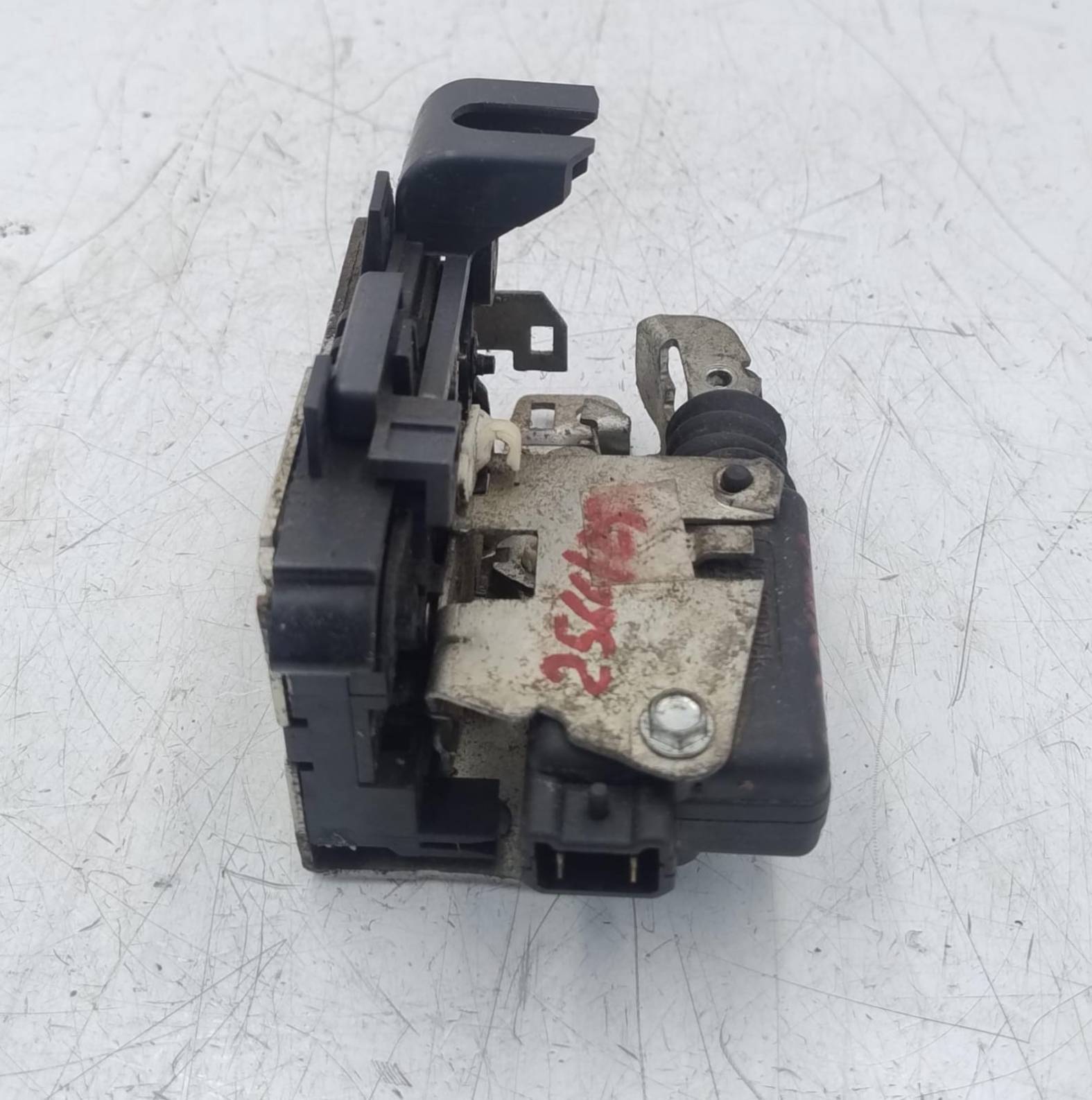 Serratura porta ant. dx.