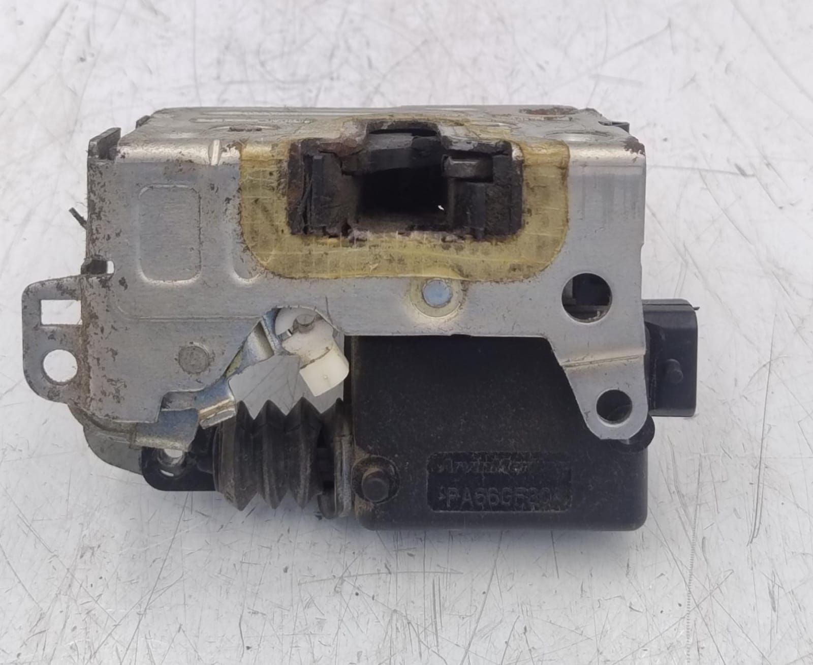 Serratura porta ant. dx.