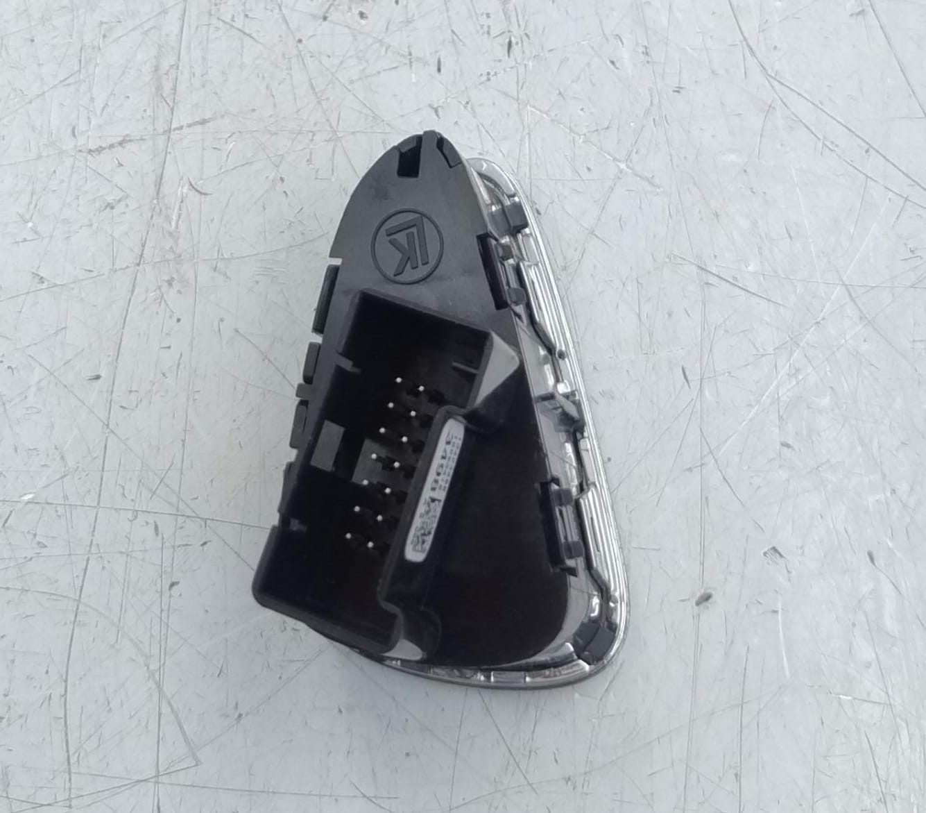 Blocco comandi multifunzioni Blocco comandi multifunzioni