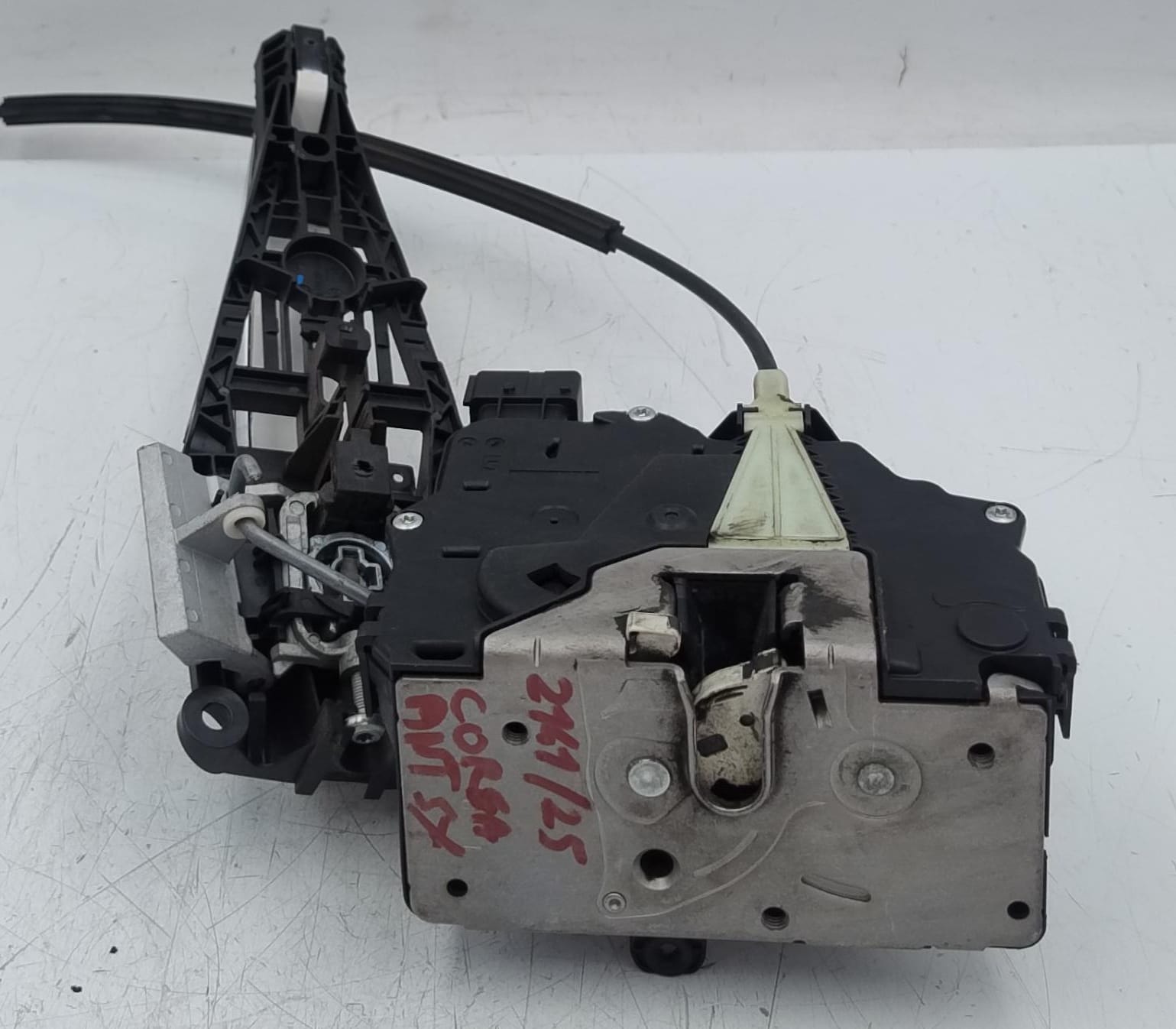 Serratura porta ant. sx. con maniglia esterna