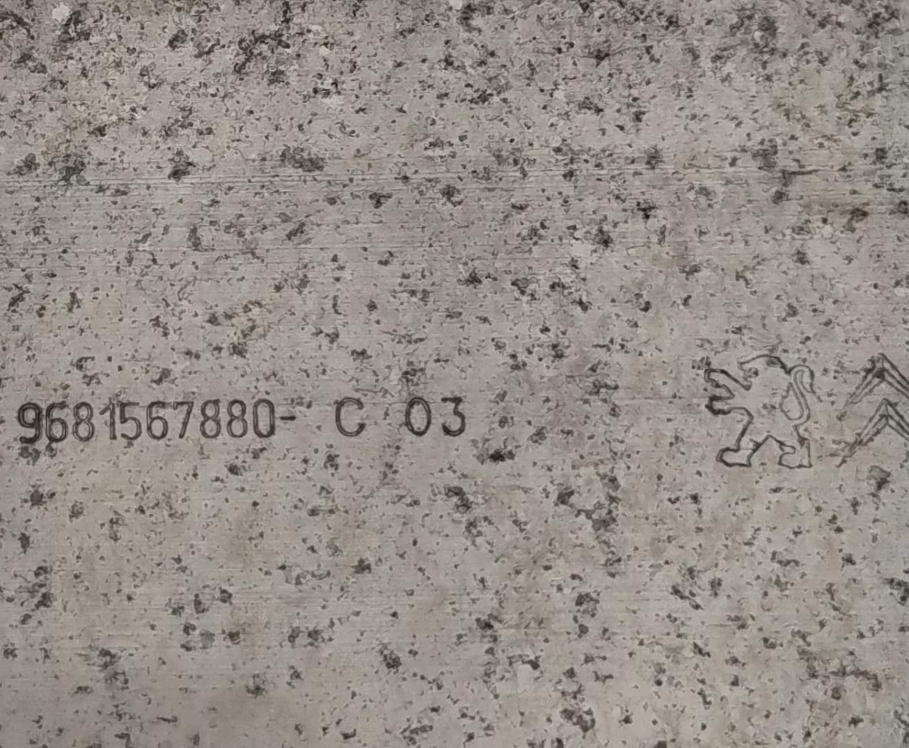 Traversa paraurti ant.